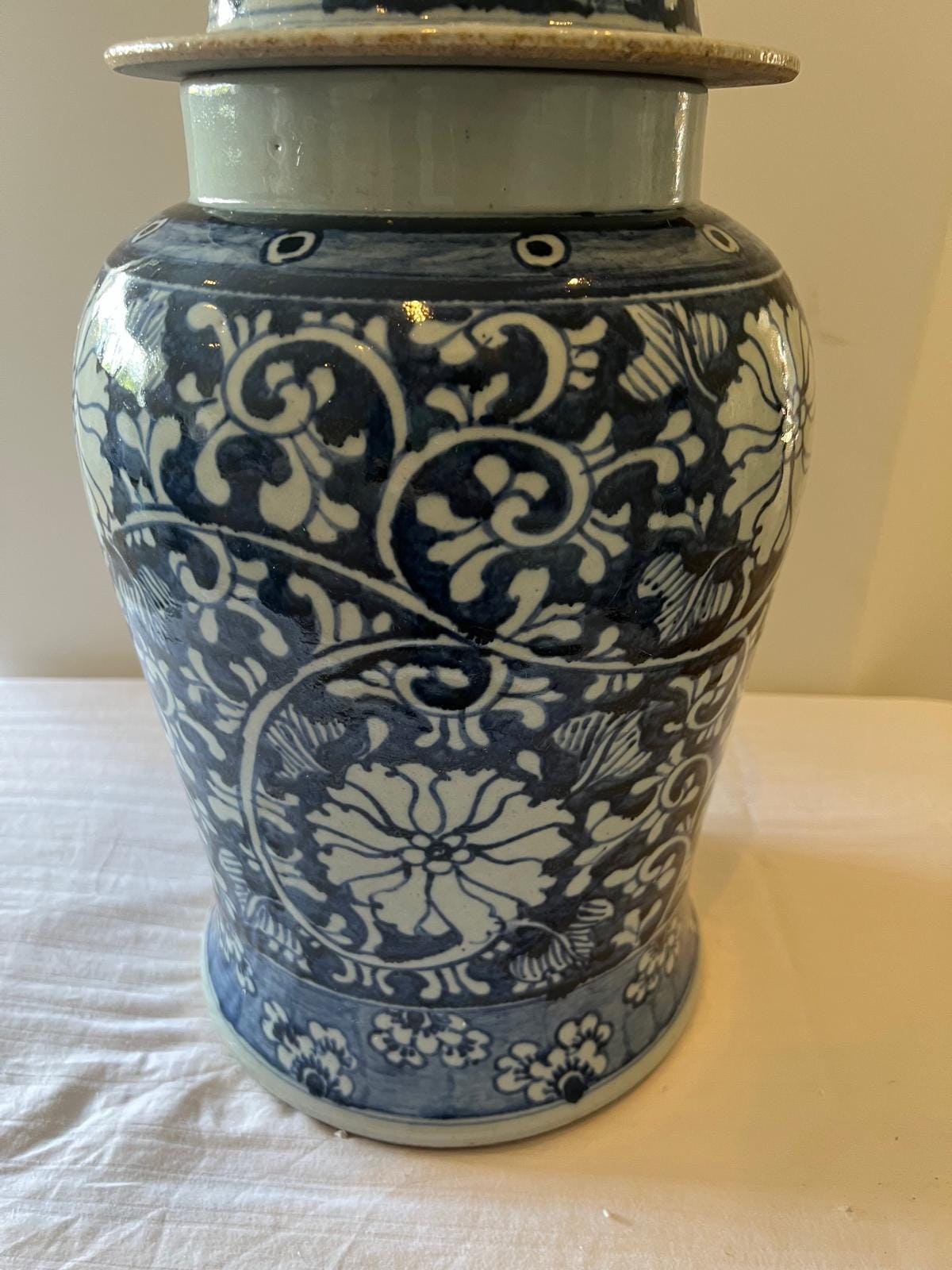 Elegant Blue & White Chinese Porcelain Ginger Jar – Floral Lidded Ceramic Vase image 3