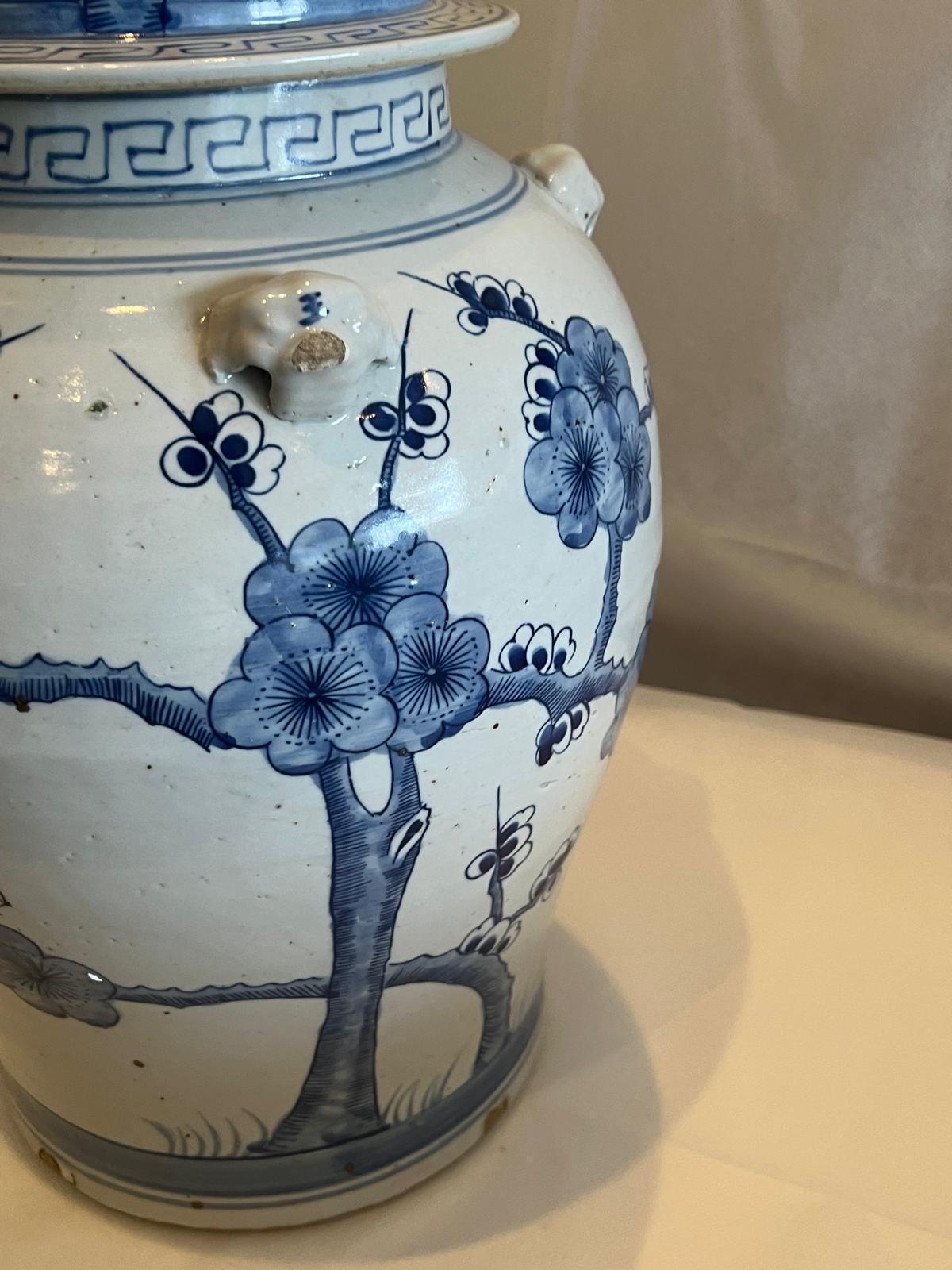 Blue and White Porcelain Ginger Jar – Floral Motif with Handles & Lid image 7
