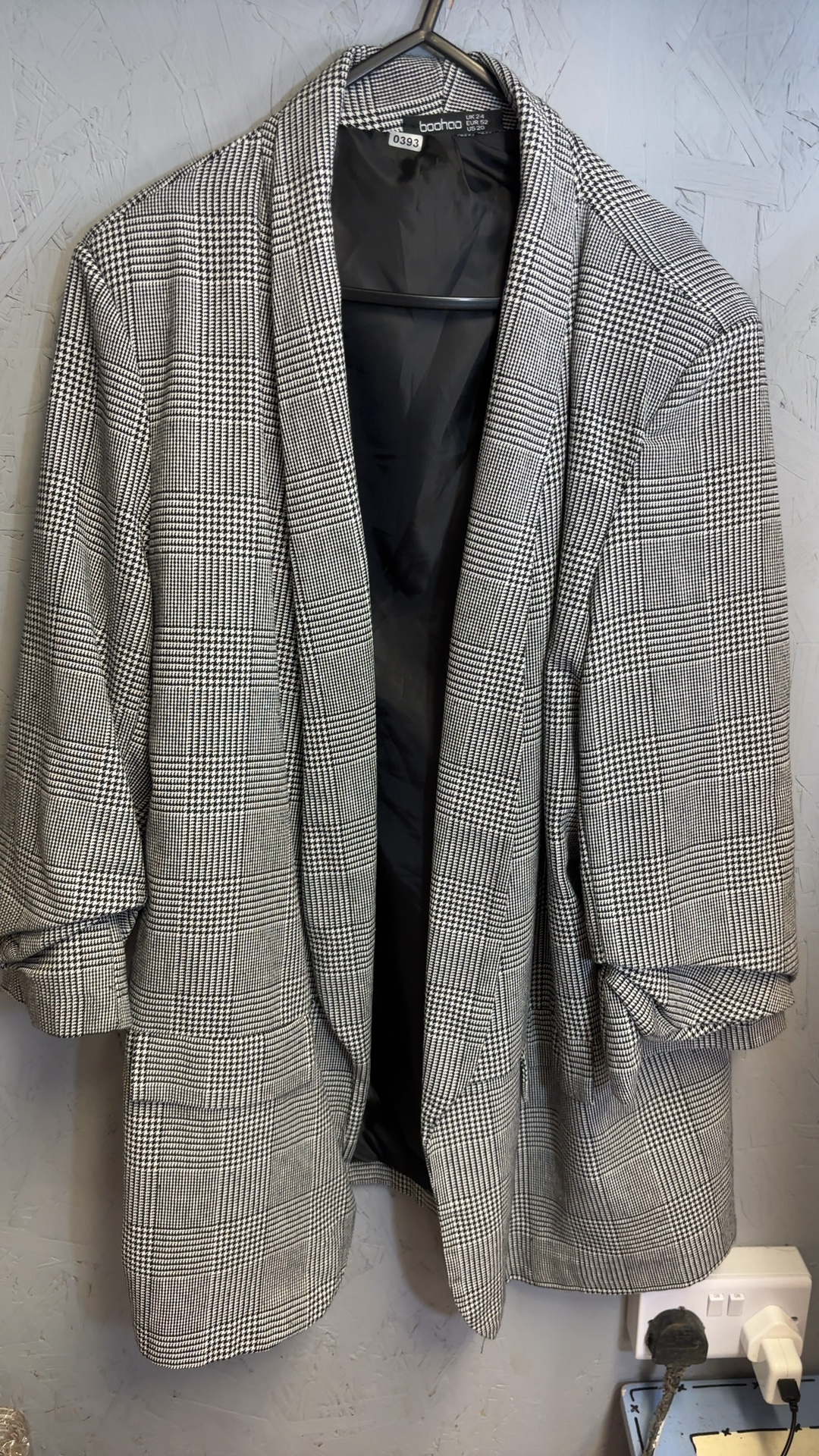 Boohoo Black & White Check Blazer UK 24 70% Cotton Polyester
