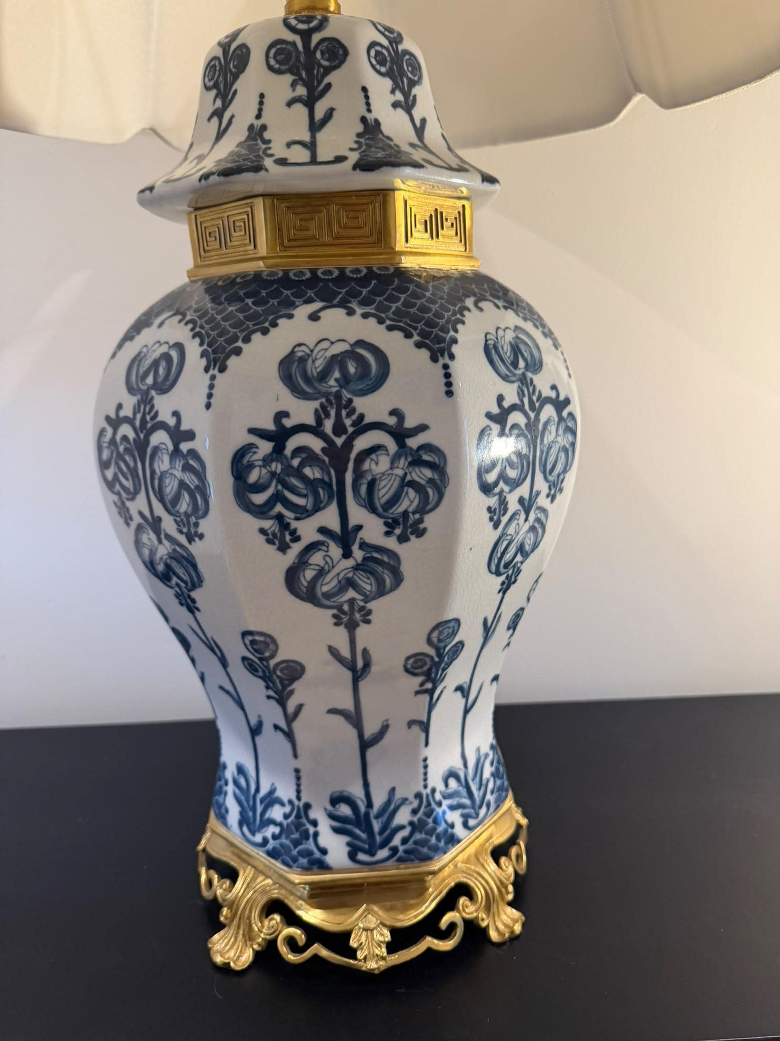 Blue and White Porcelain Table Lamp with Fabric Shade – Classic Decorative Light