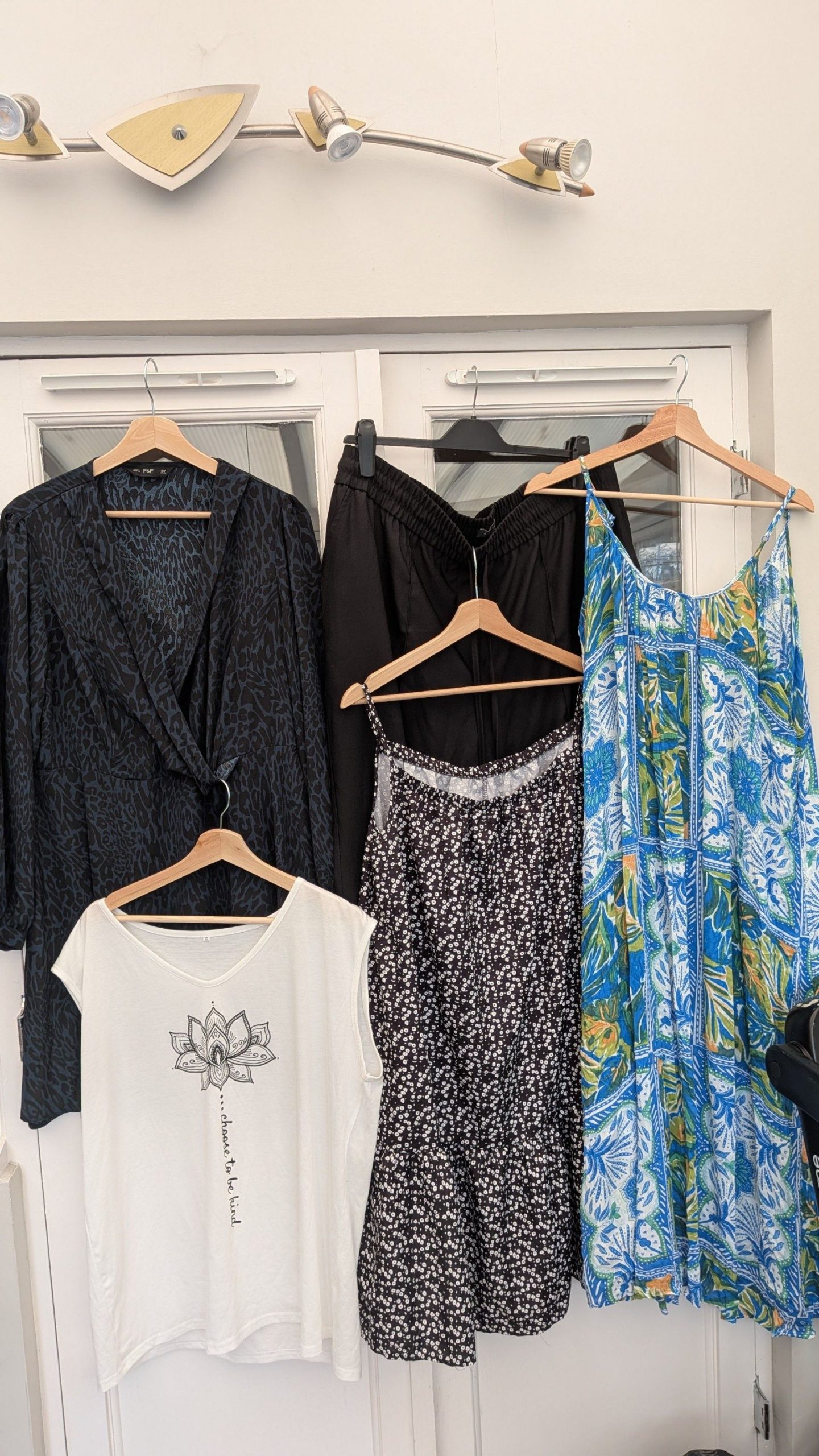 Women's Mixed Casual Tops & Dresses & Trousers Sizes 20