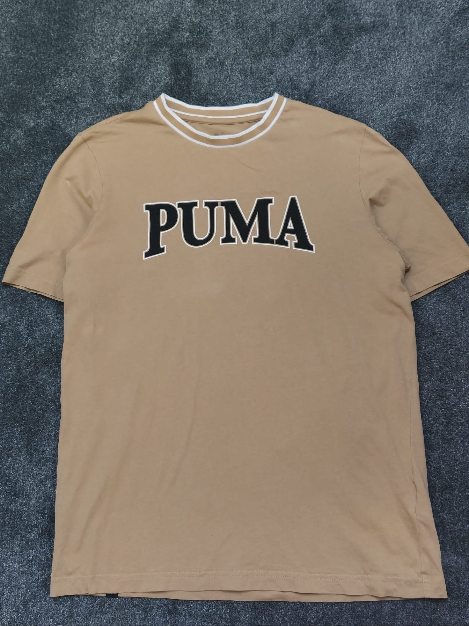 Puma Beige & Black Logo T-Shirt US Medium