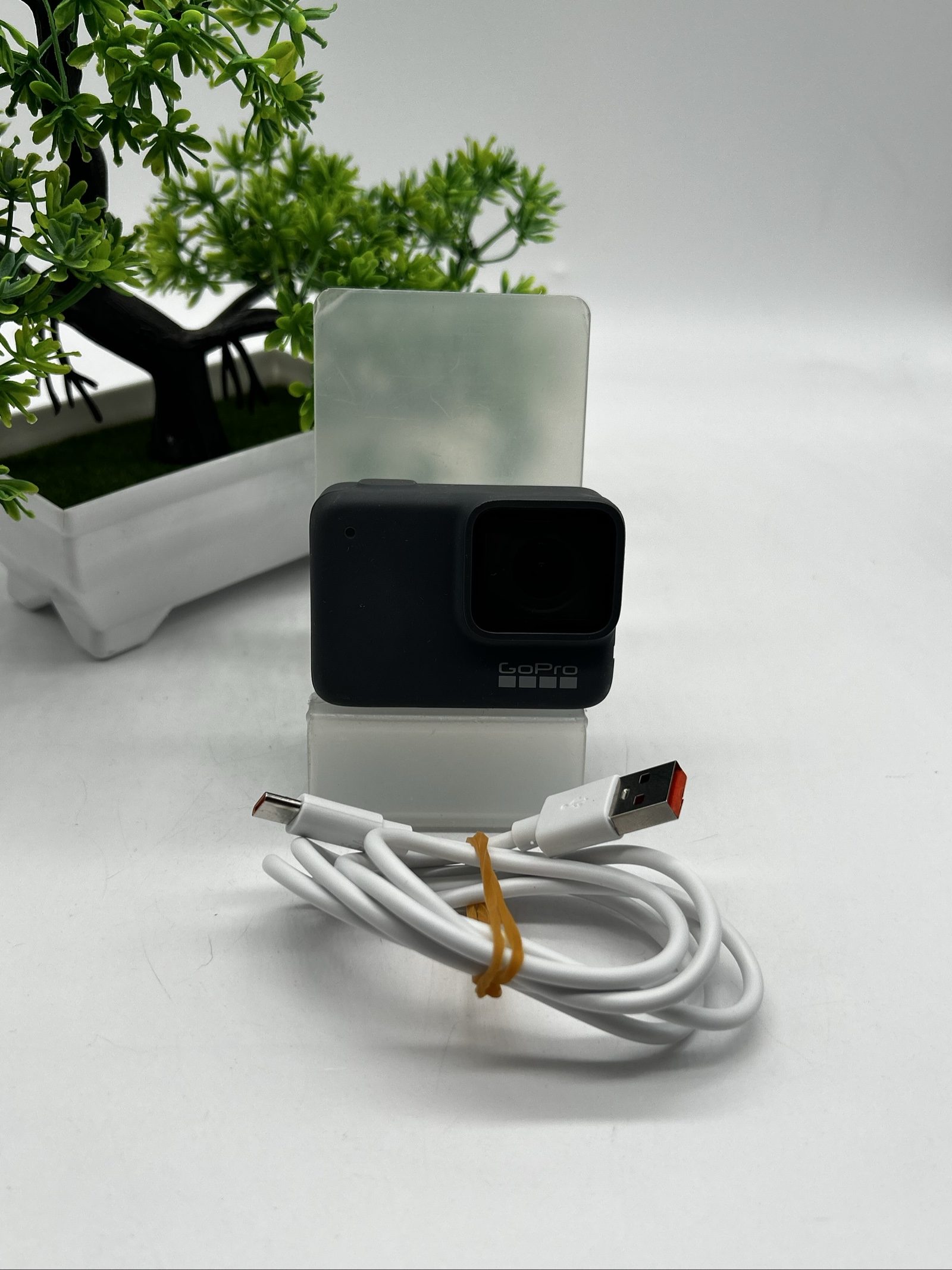 GoPro HERO7 Silver 4K + Cavo Ricarica – Ottime Condizioni