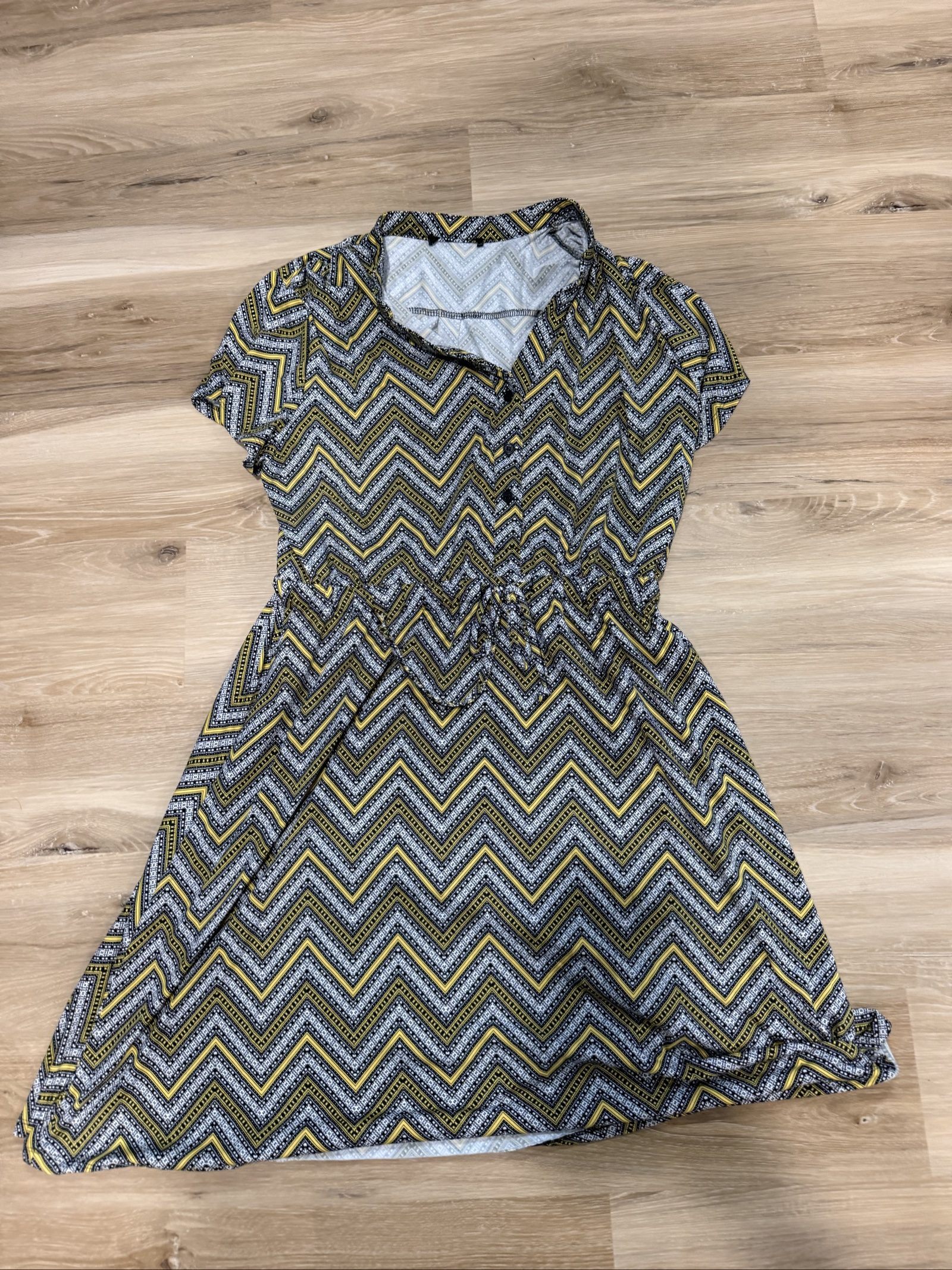 Multi Chevron Pattern Women's Casual Dress Size Medium