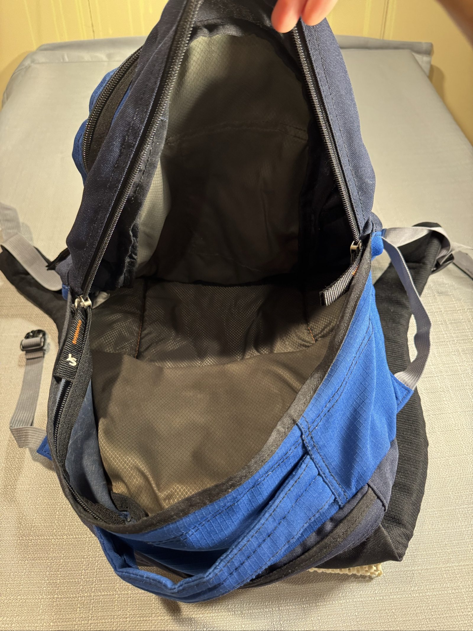 JanSport Hiking Backpack Daypack – Navy Blue Black – One Size image 7