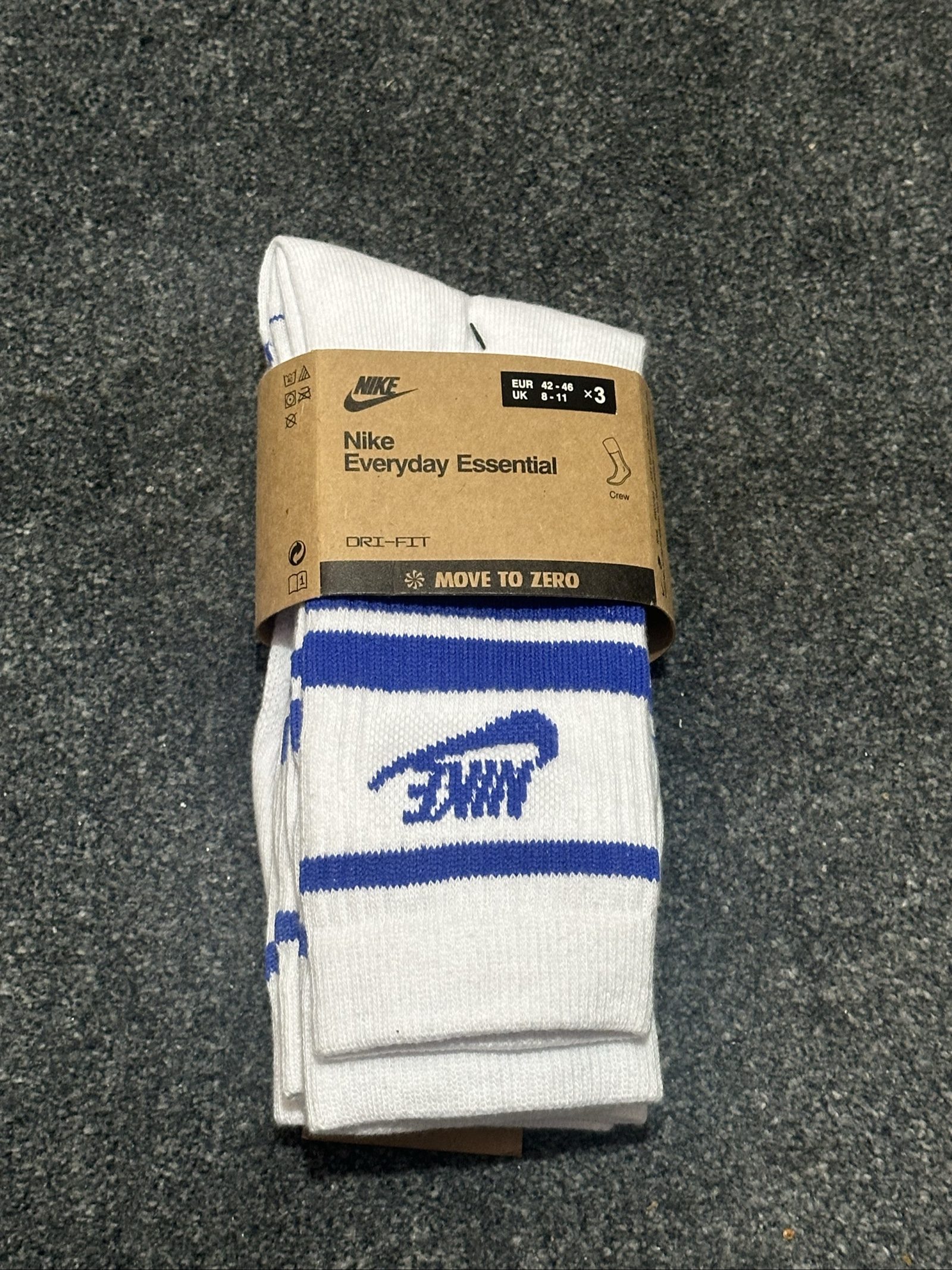 Nike White & Blue Everyday Essential Crew Socks UK 8-11