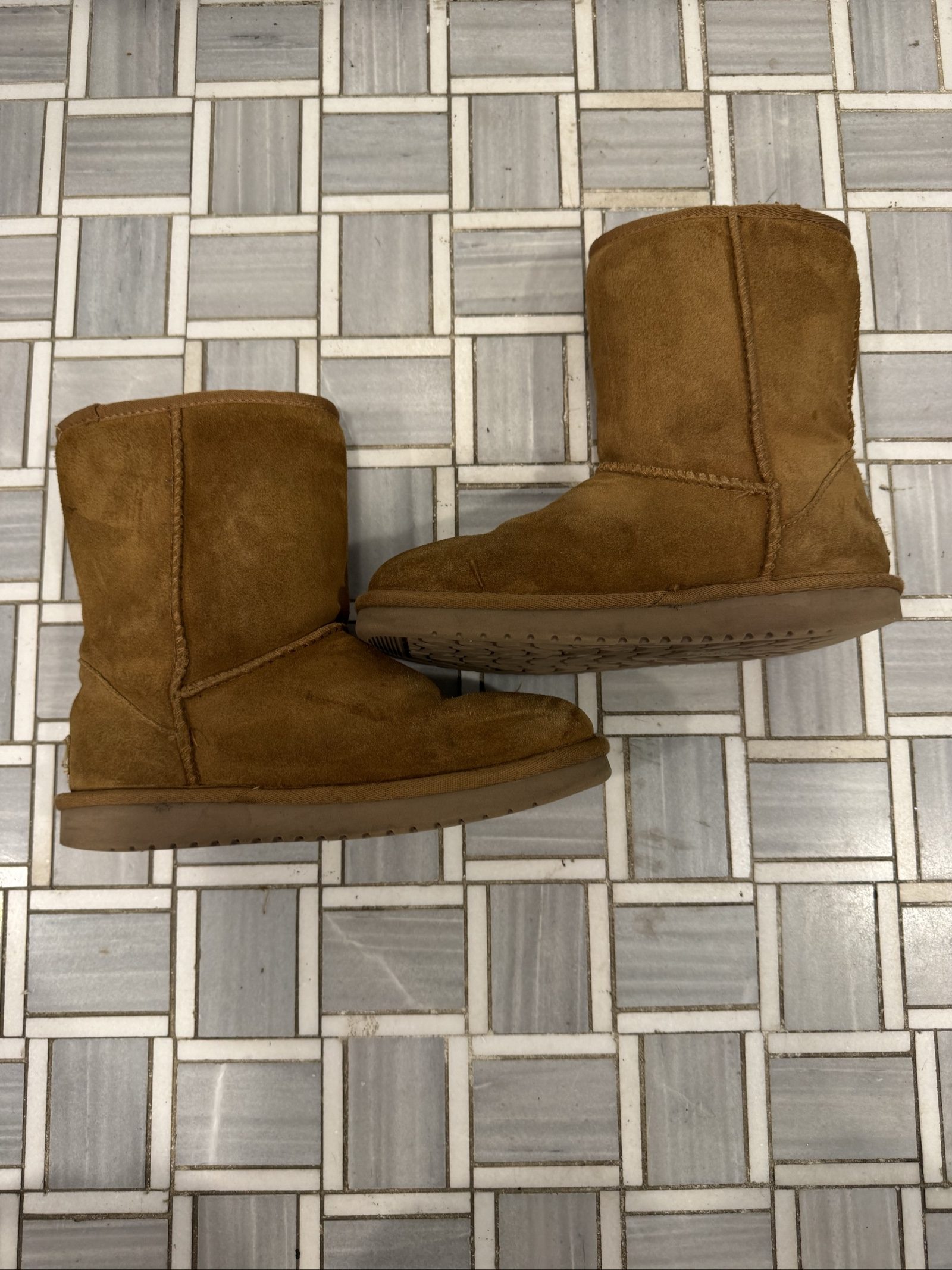 Women's Koolaburra by UGG Women's Chestnut Brown Boots - Size EST 7 image 3