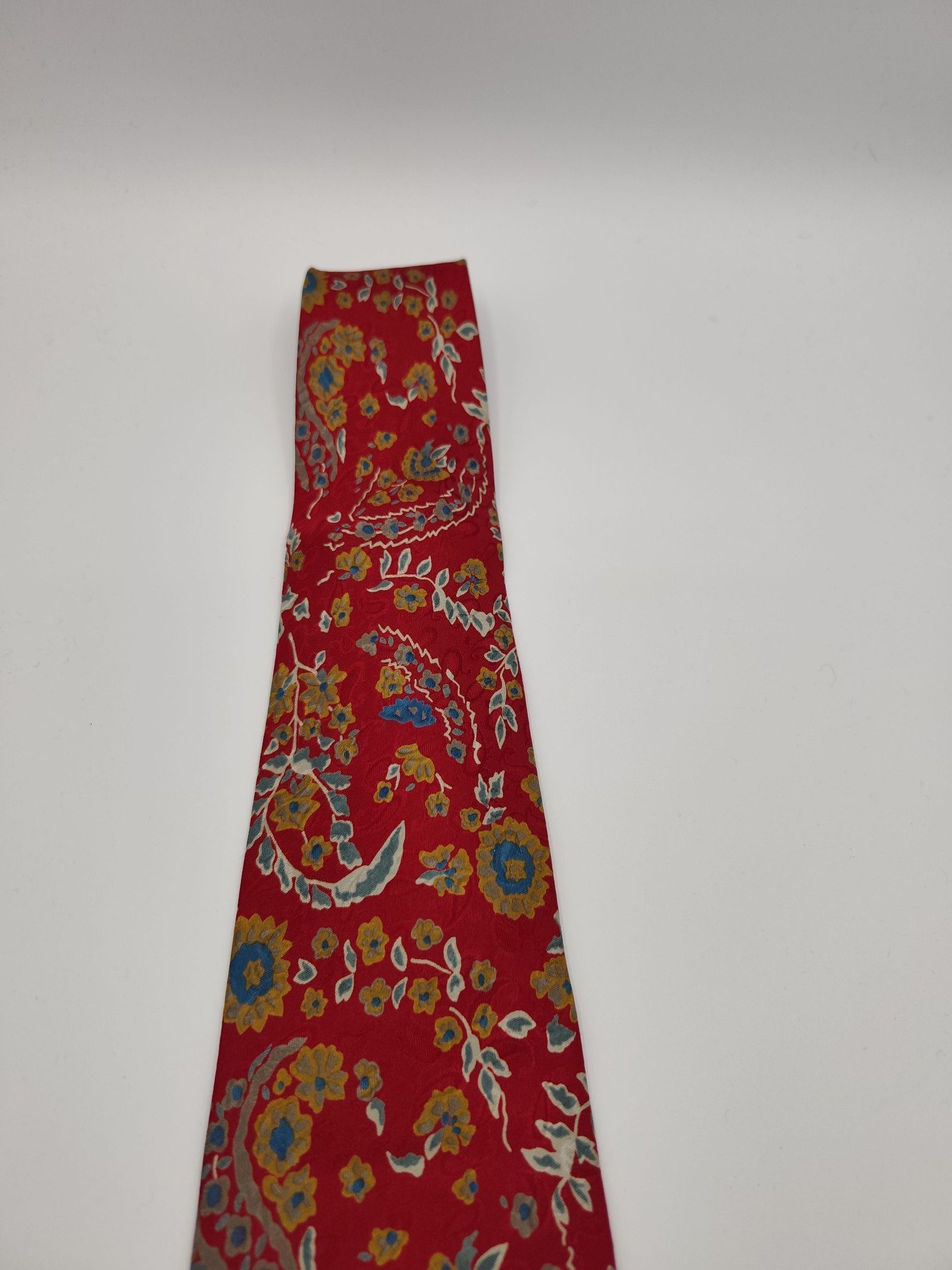 Bally Red Floral Silk Tie image 9