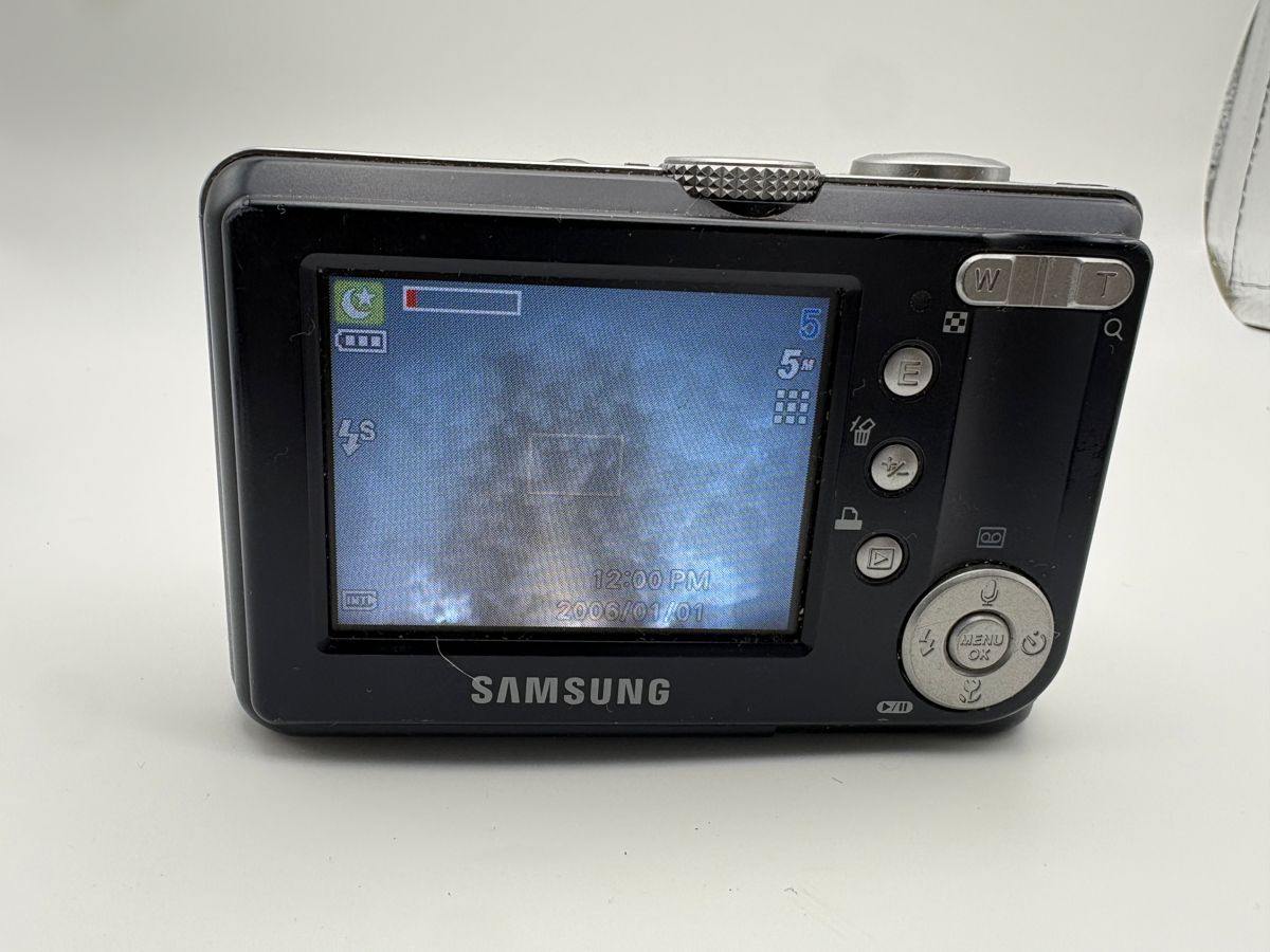 Samsung Digimax S500 Digitalkamera 5MP 3x Zoom schwarz Y2K Digicam