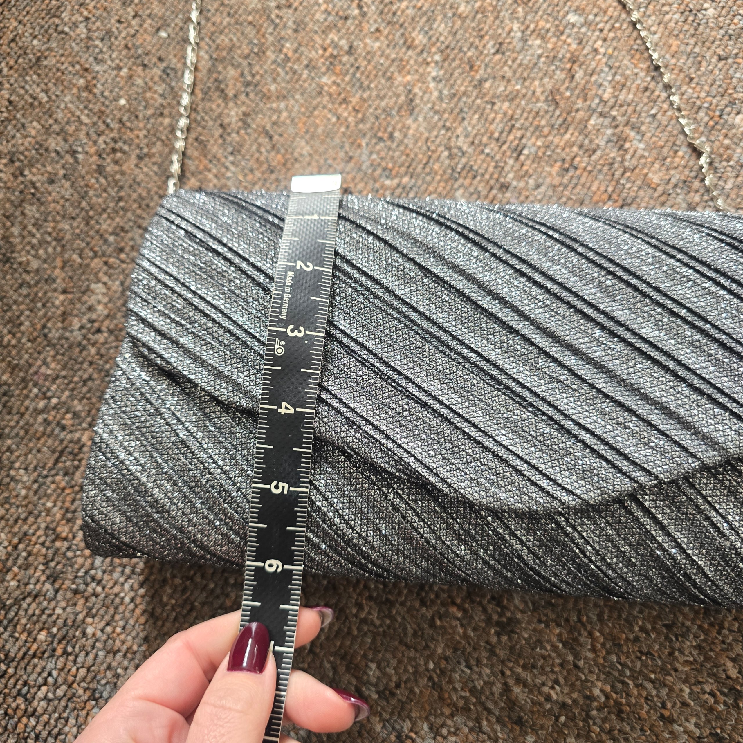 Silver Evening Clutch Bag with Chain Strap image 4