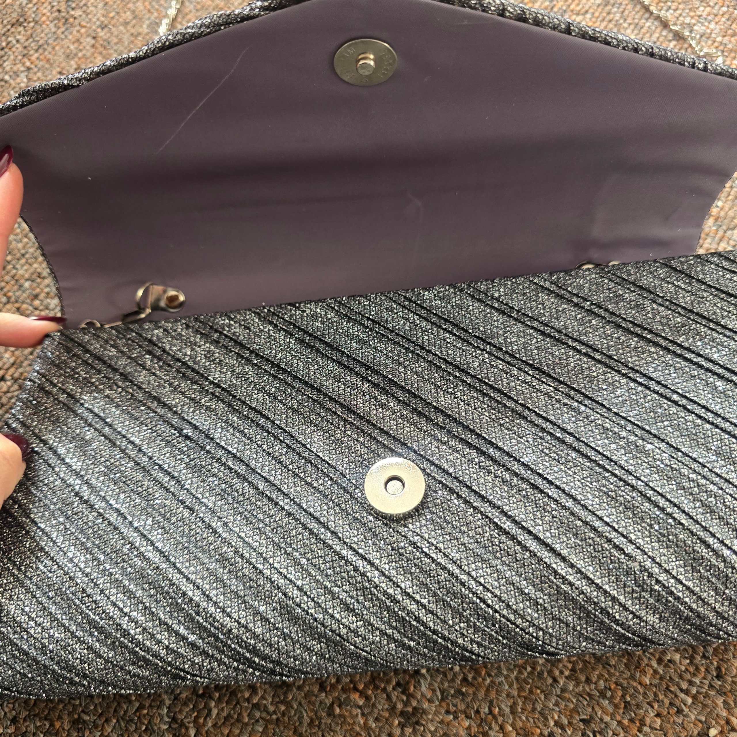 Silver Evening Clutch Bag with Chain Strap image 6