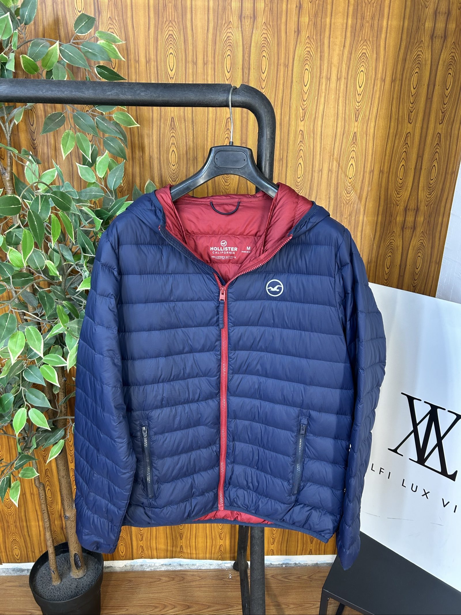 Hollister Navy & Burgundy Puffer Jacket Medium Uomo Cappuccio