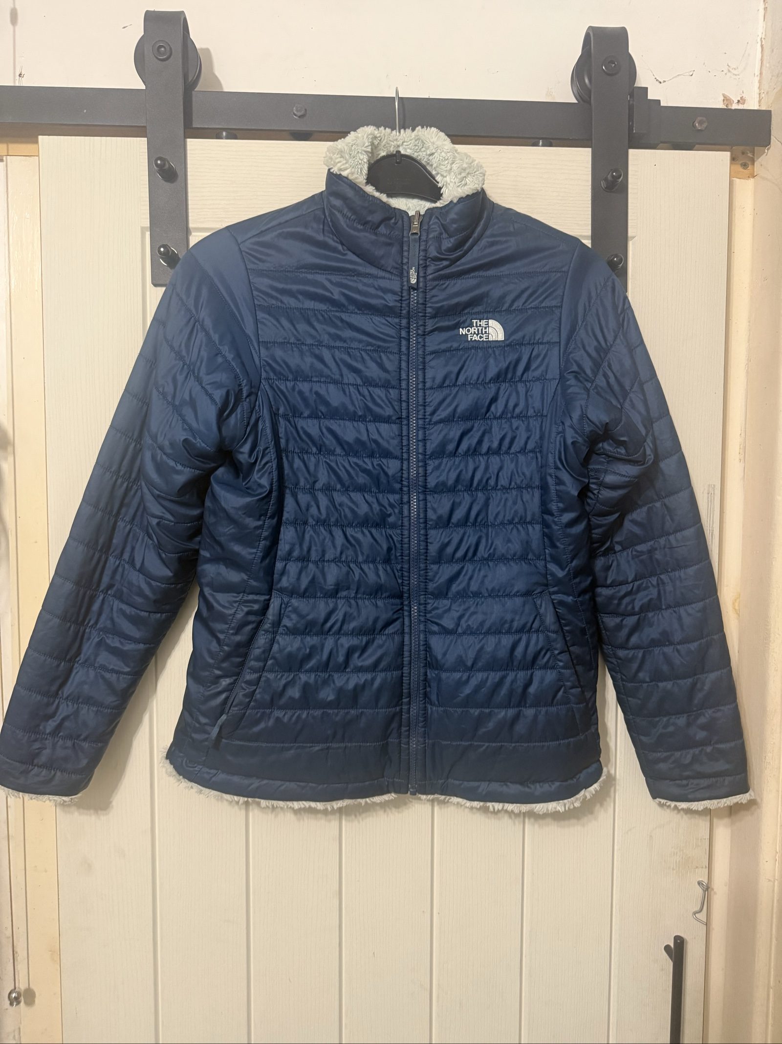 The North Face Navy Blue & White Faux Fur Jacket XS Women's