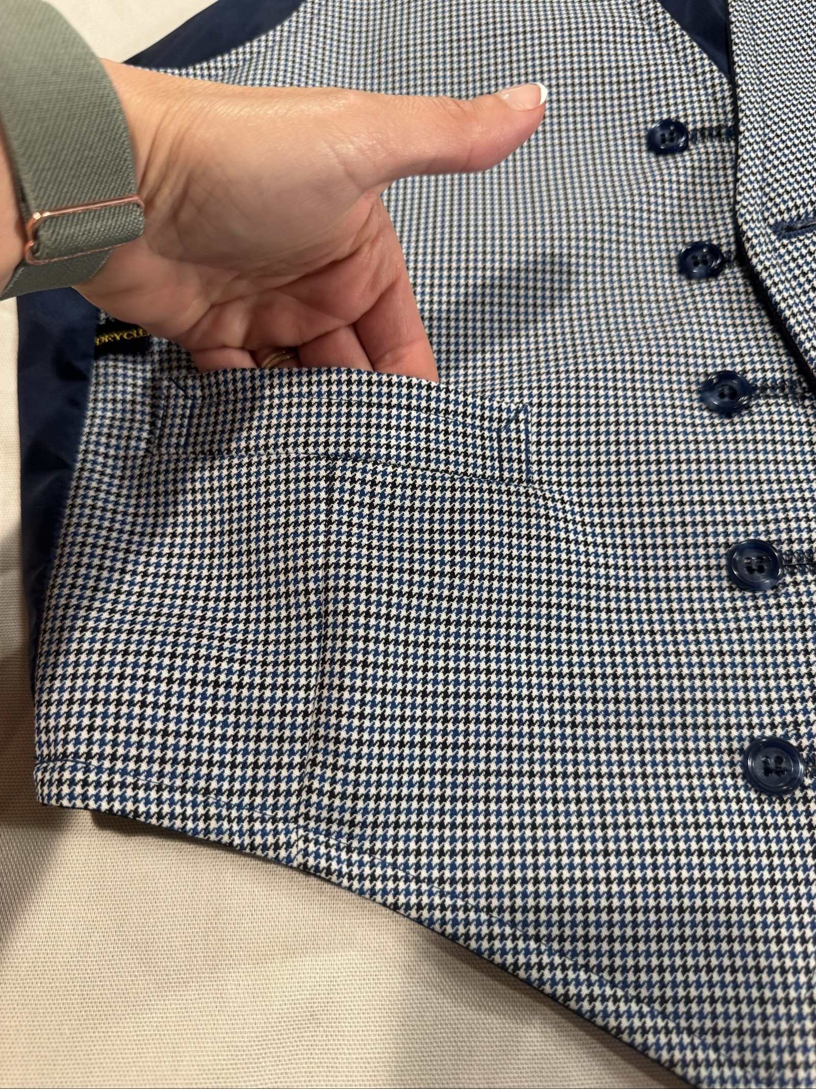 Men’s Reversible Dress Vest Houndstooth Navy Gold Buttons – 42 image 10
