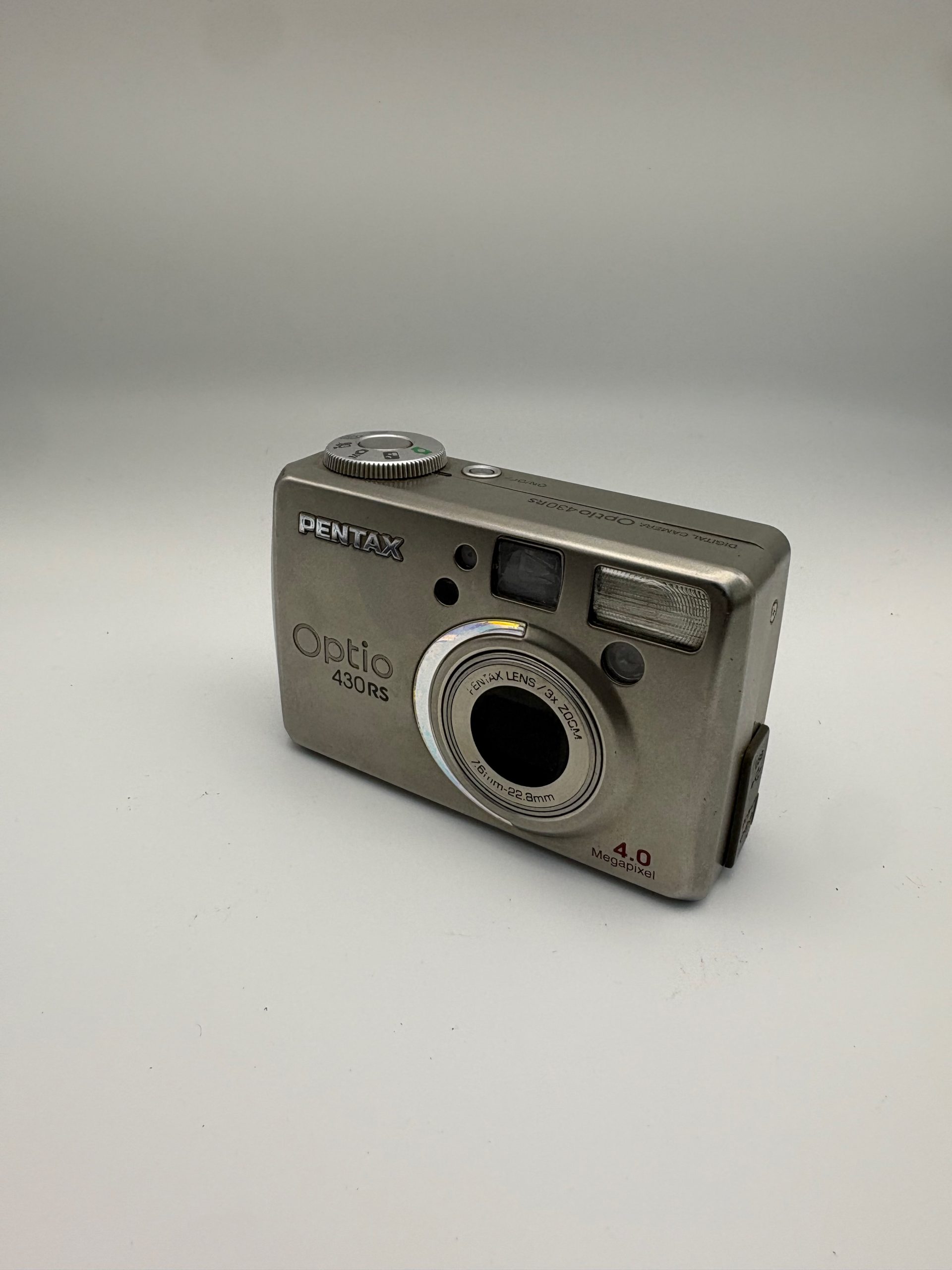 Pentax Optio 430RS Digitalkamera 4.0 Megapixel funktionsgeprüft