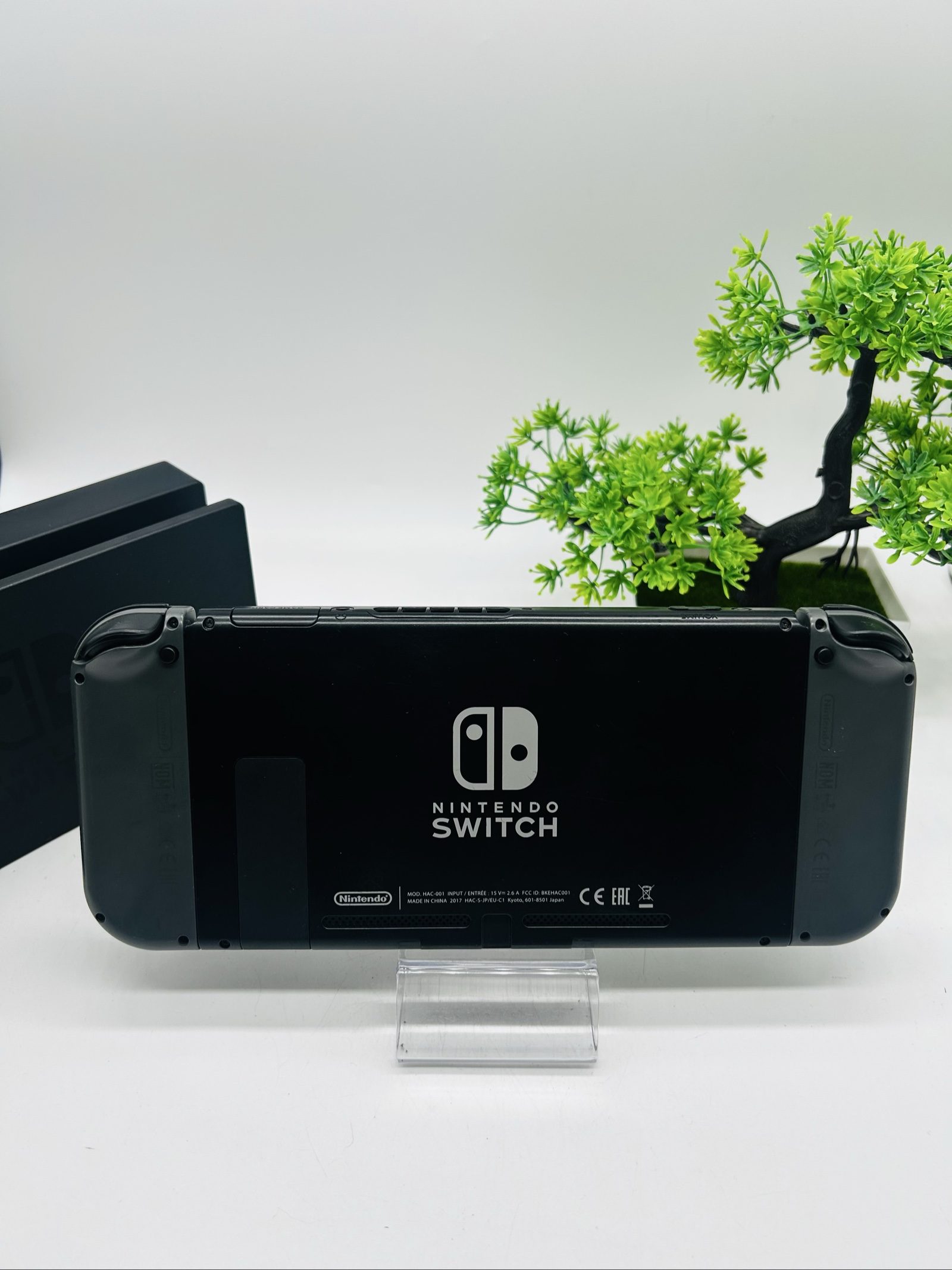 Nintendo Switch Grigia + Dock + Volante Joy-Con + Caricatore HDMI image 7