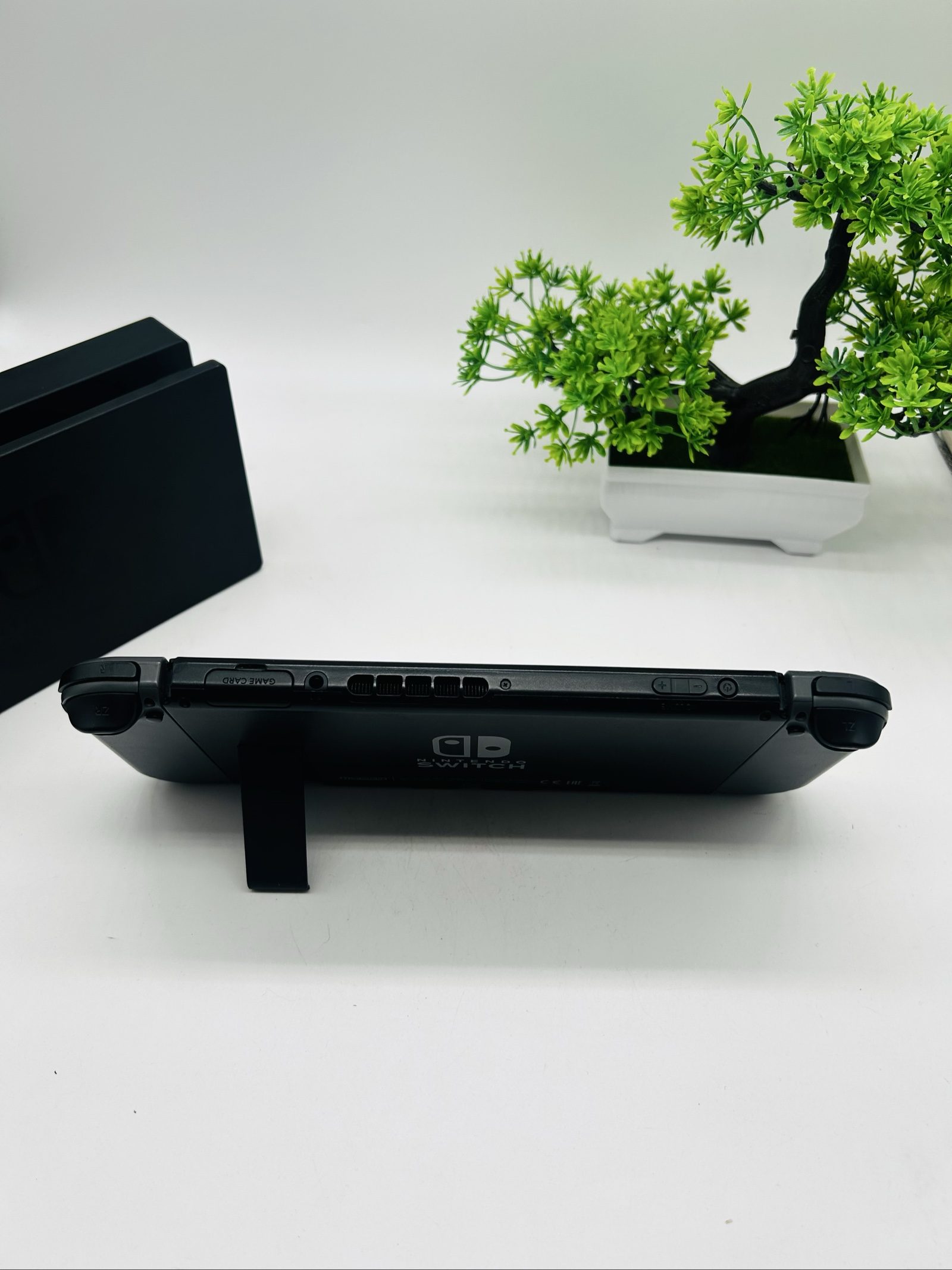 Nintendo Switch Grigia + Dock + Volante Joy-Con + Caricatore HDMI image 10