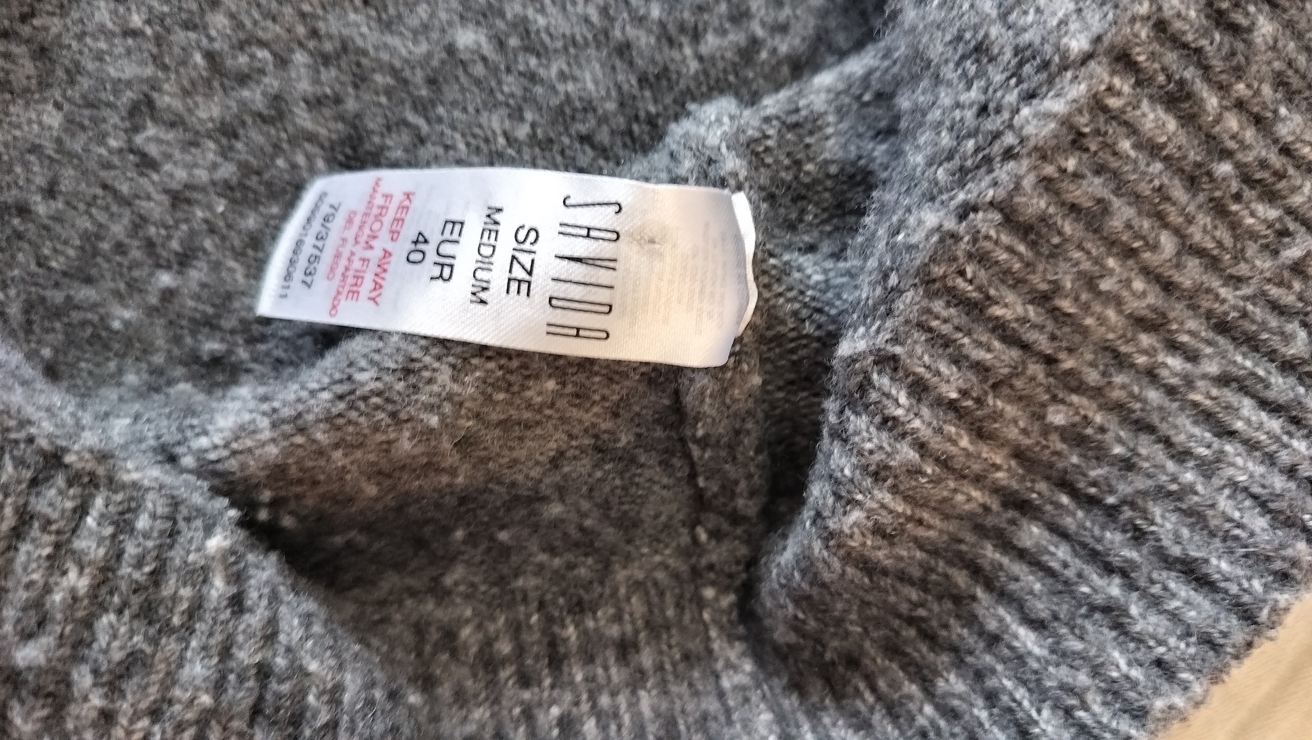 Savida (Dunnes) Grey Button-Up Wool Blend Cardigan Size Medium image 6