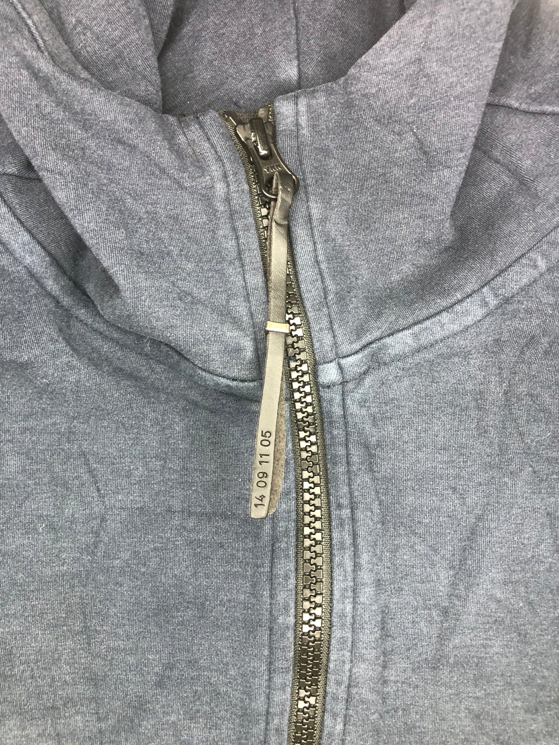 Black Nike Men's Softshell Jacket Medium with Zipper & Pockets image 4