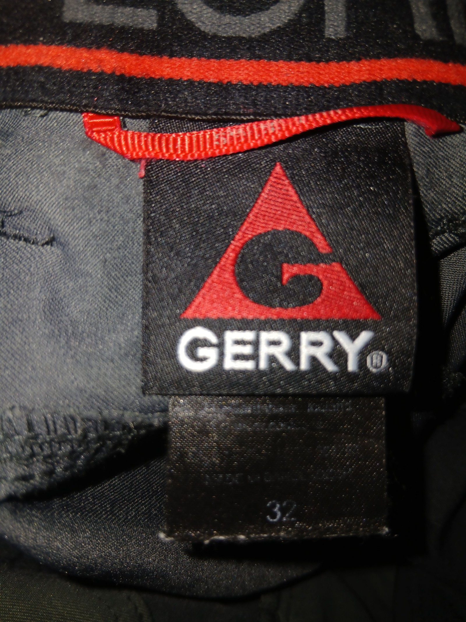 Gerry Grey Cargo Shorts Size 32