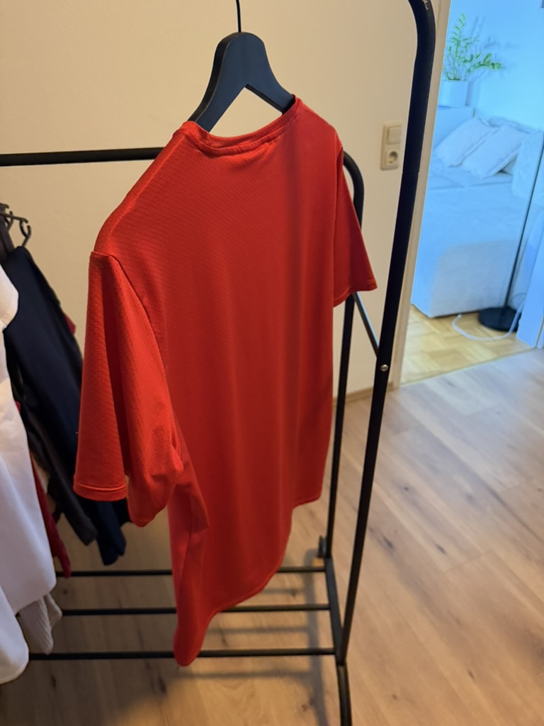 Gymshark Red Training T-Shirt Medium image 3