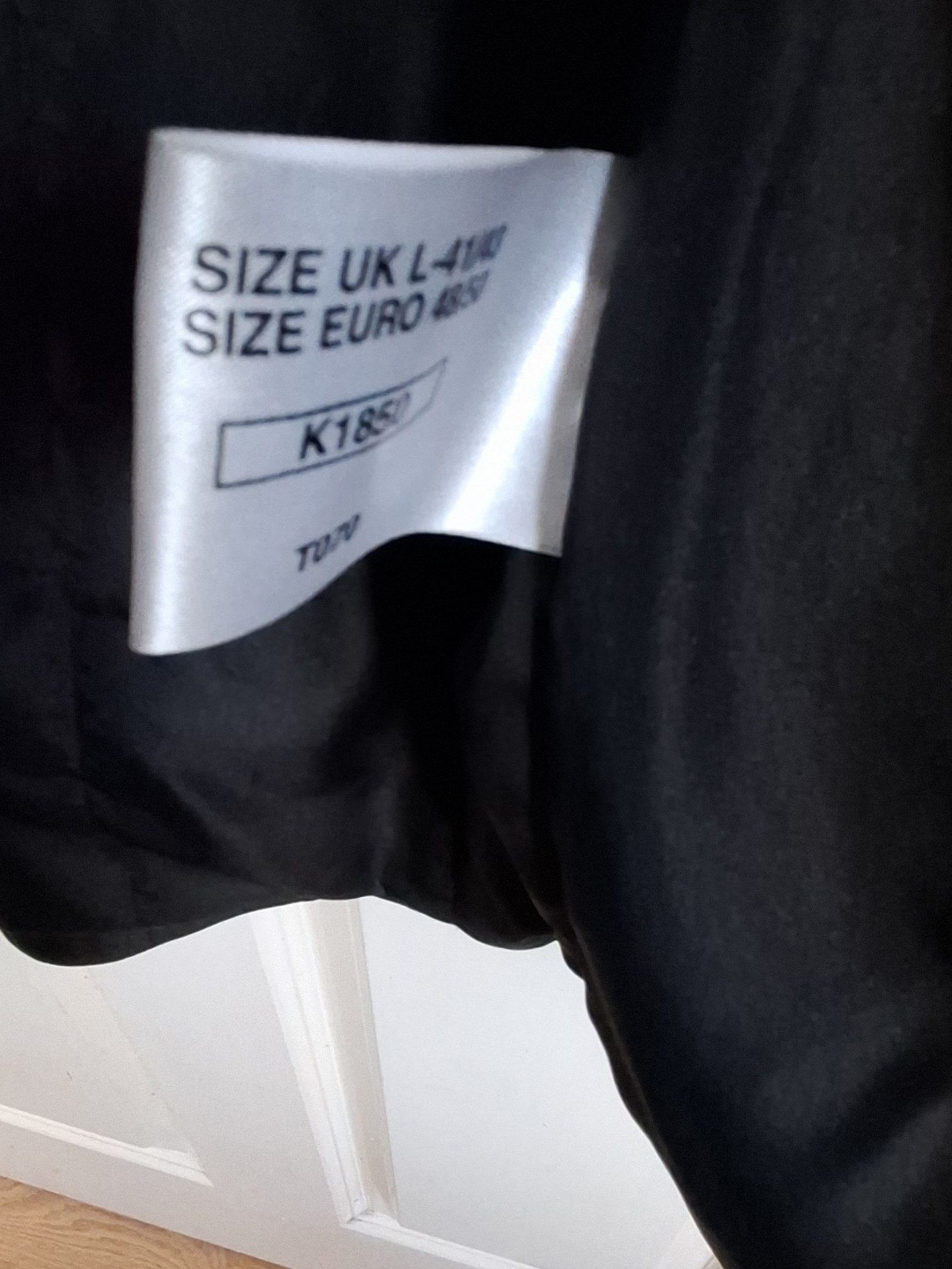 Kit Women's Black Leather Jacket Medium image 6