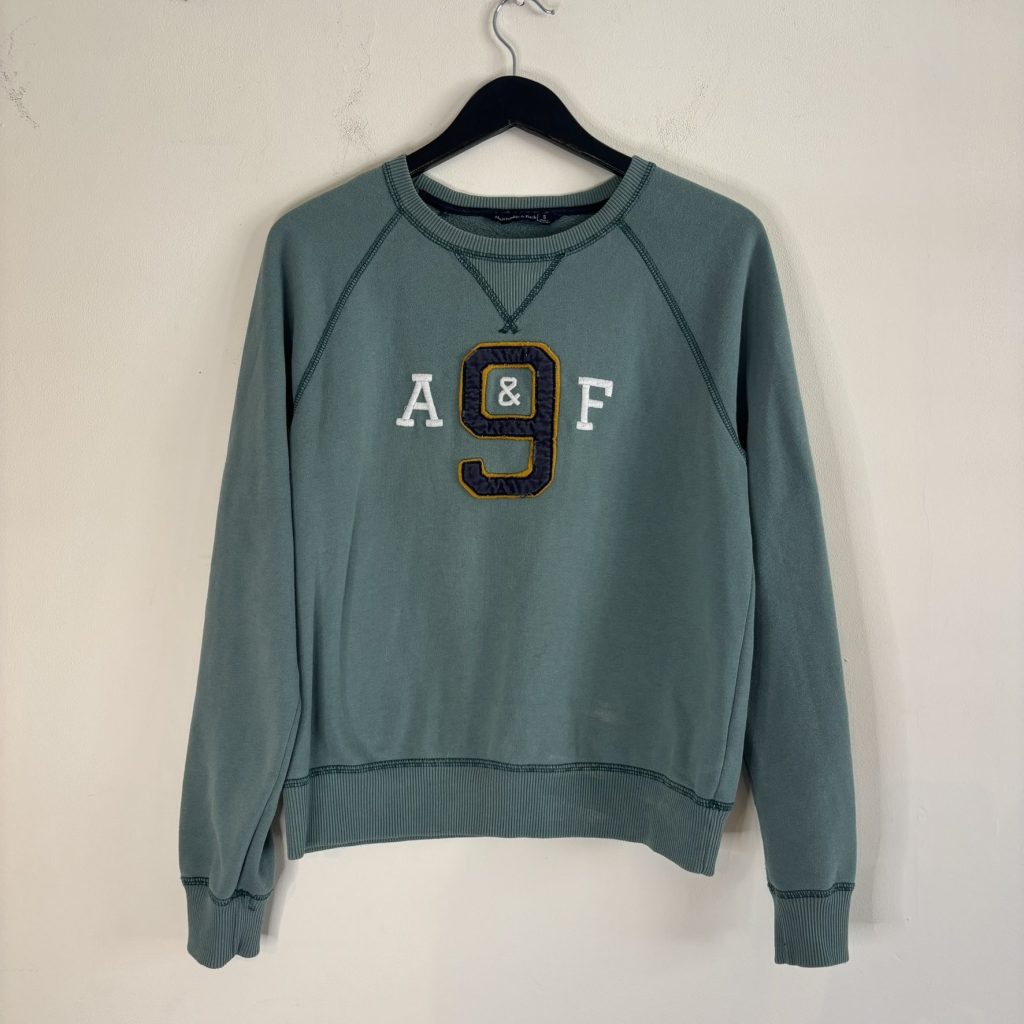Vintage Y2K Abercrombie & Fitch Green Embroidered A&F 9 Crewneck Sweatshirt Mens S