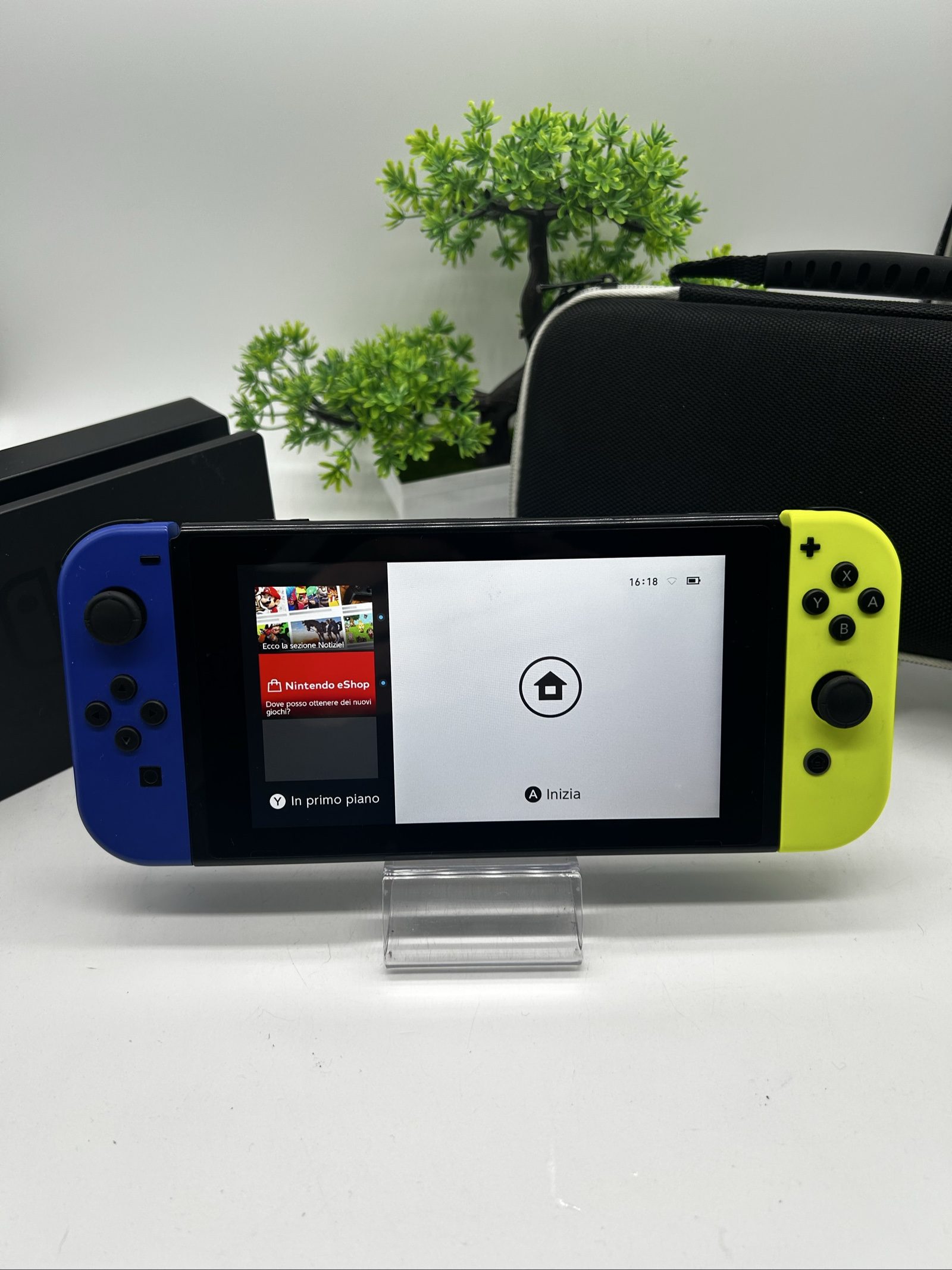 Nintendo Switch Blu/Gialla + Dock + Grip + Accessori + Custodia image 6