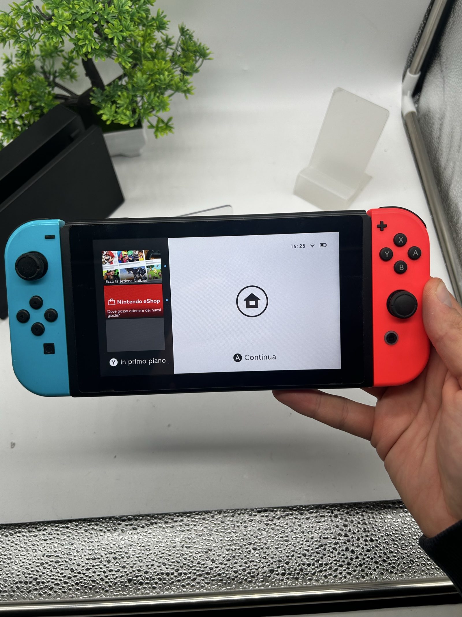 Nintendo Switch V2 Blu/Rossa + Dock + Grip + Accessori + Custodia image 7