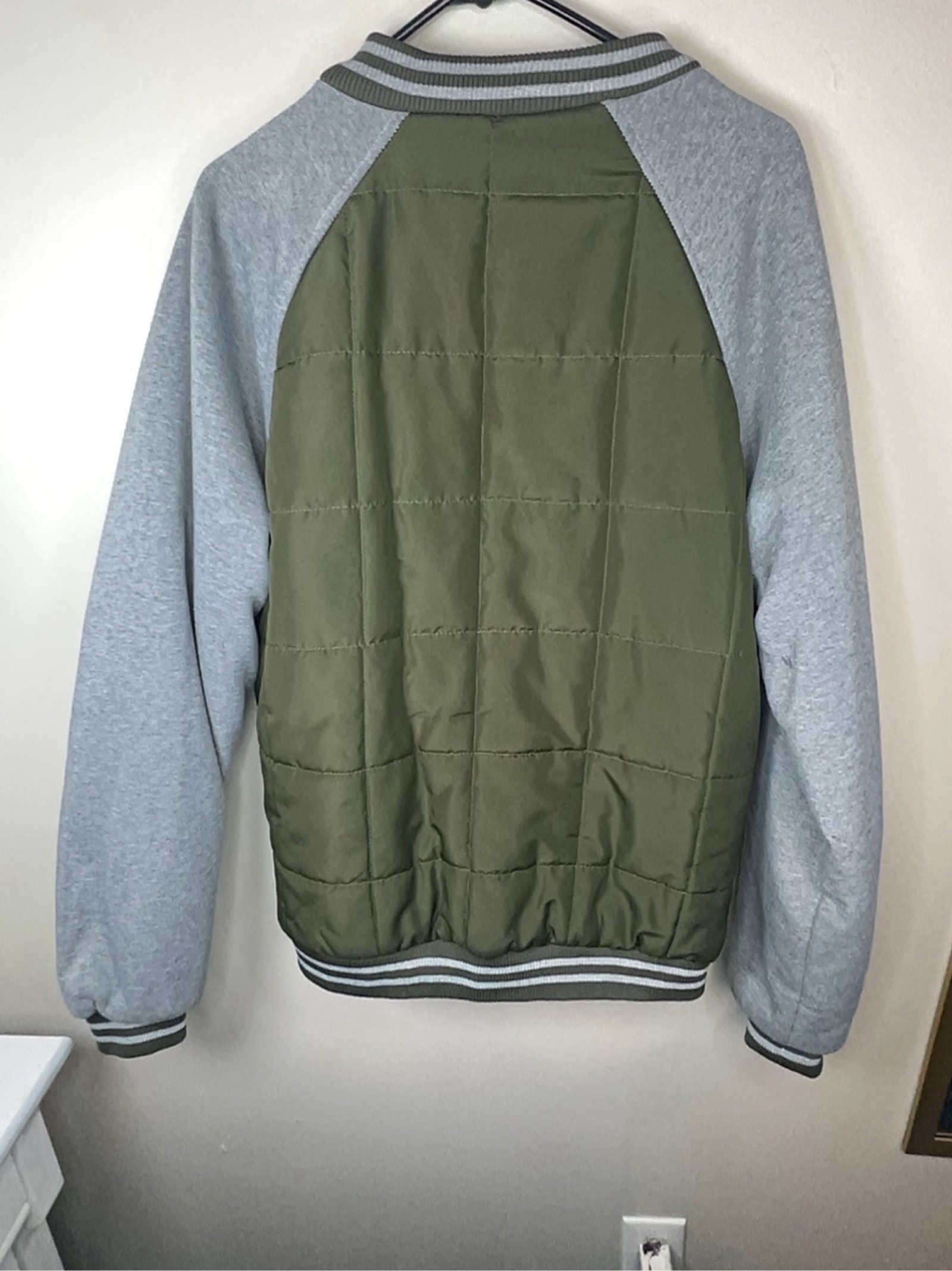 Miller Green & Grey Quilted Bomber Jacket Medium image 2