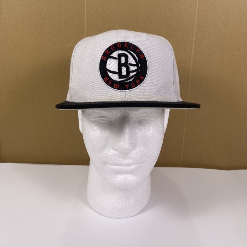 Mitchell & Ness Brooklyn Nets Snapback Hat White Black Logo Cap image 2