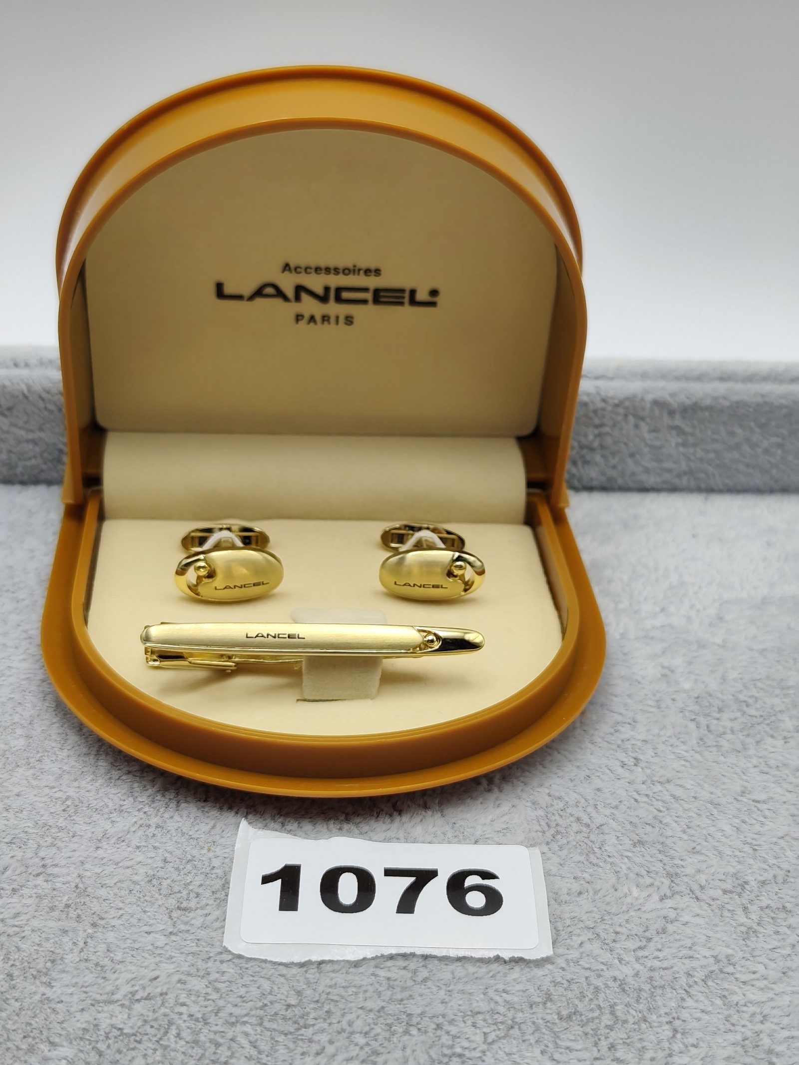 Lancel Gold-tone Cufflinks & Tie Clip Set Unisex