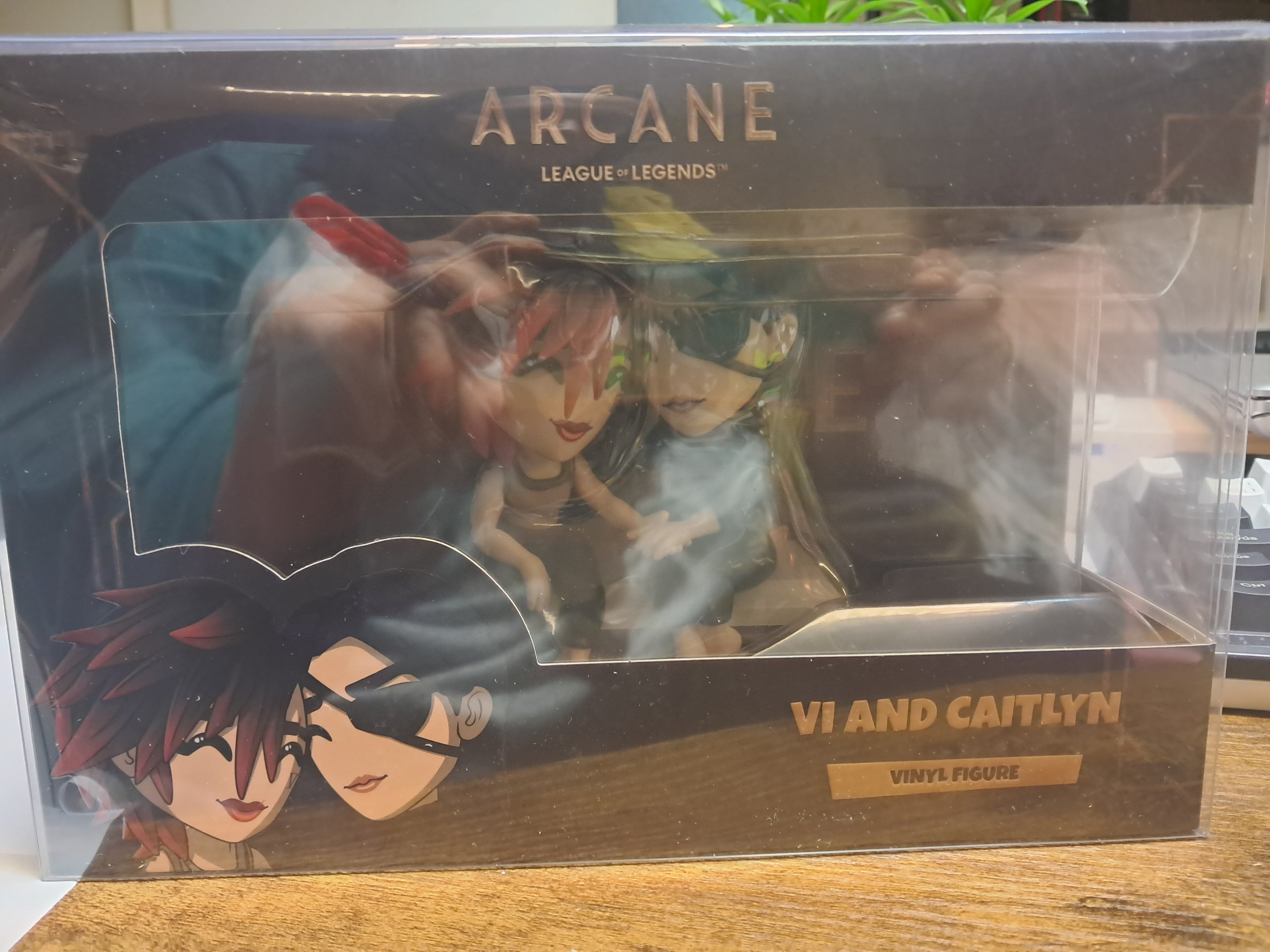 Youtooz Arcane: League of Legends - Vi and Caitlyn Vinyl Figure (Nieuw + Protector)