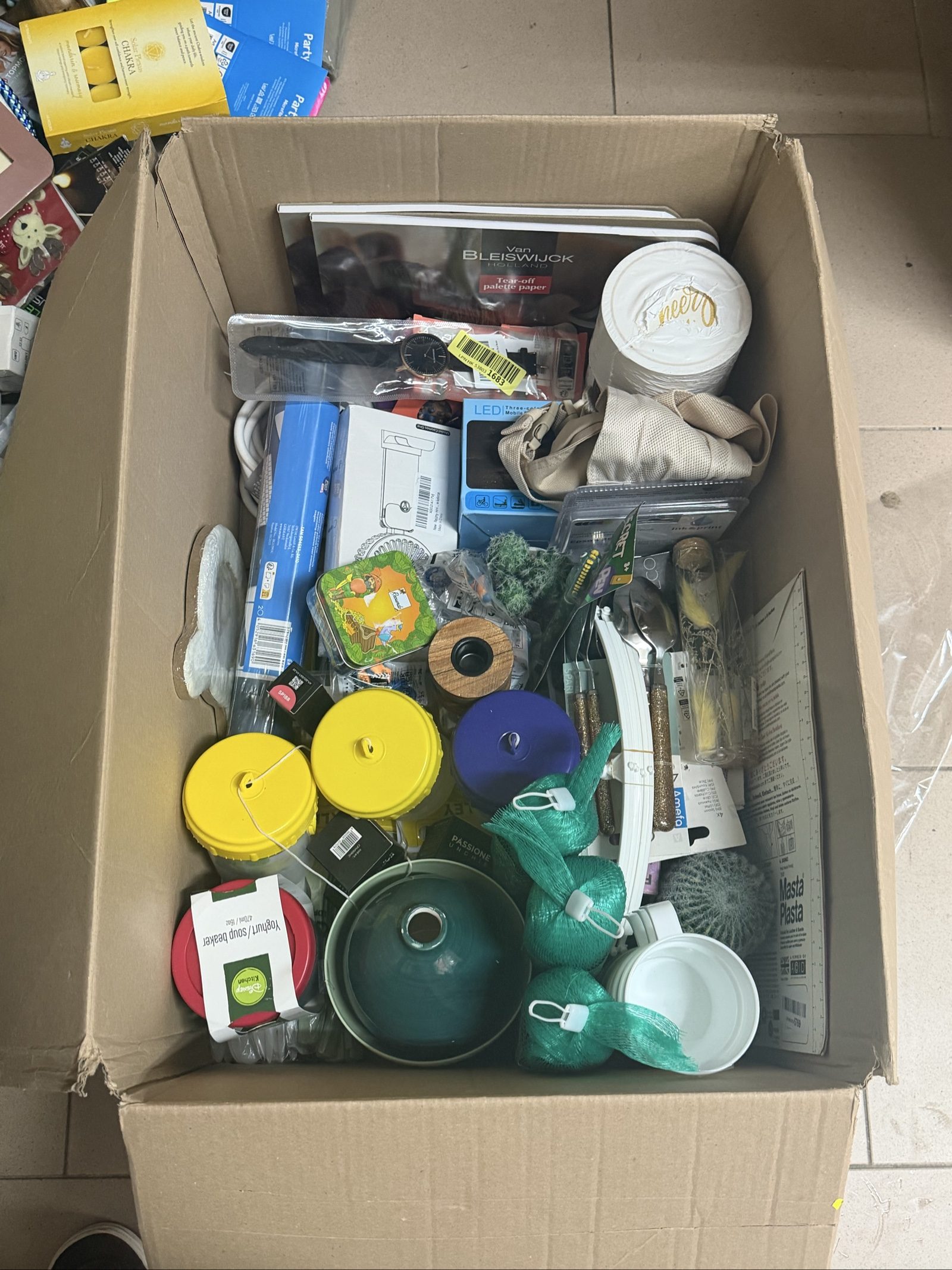 BOX MISTA N° 2 – 100/110 PEZZI – 60€