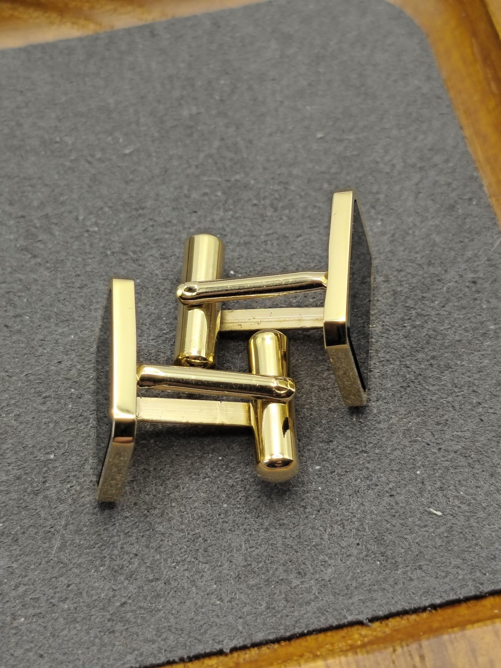 Covic Black & Gold Rectangular Cufflinks image 8