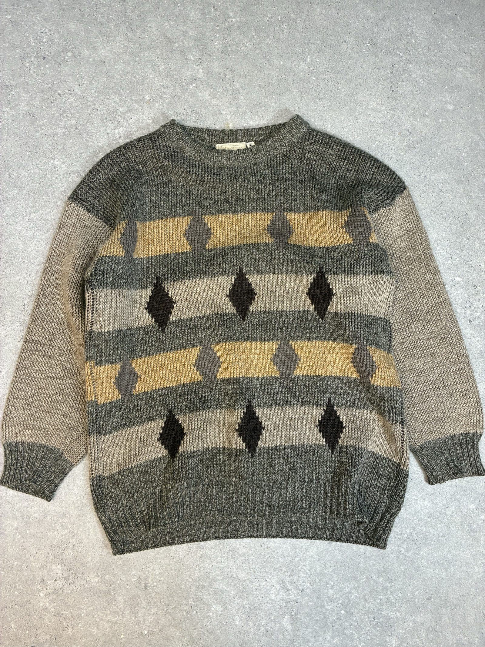 Vintage Levi's Wool Blend Jumper Large made in Italy Beige brown Aztec geometric