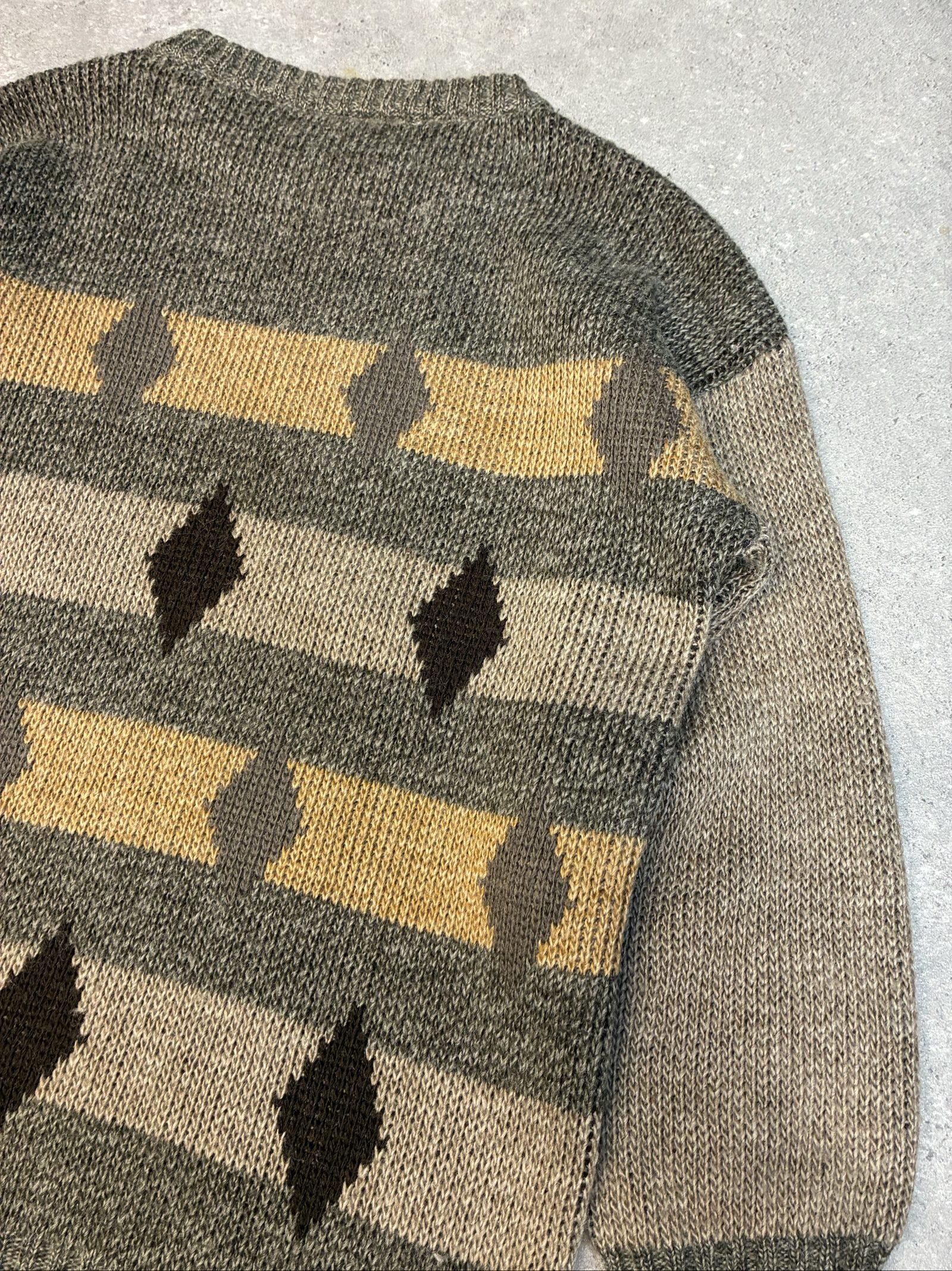 Vintage Levi's Wool Blend Jumper Large made in Italy Beige brown Aztec geometric image 7