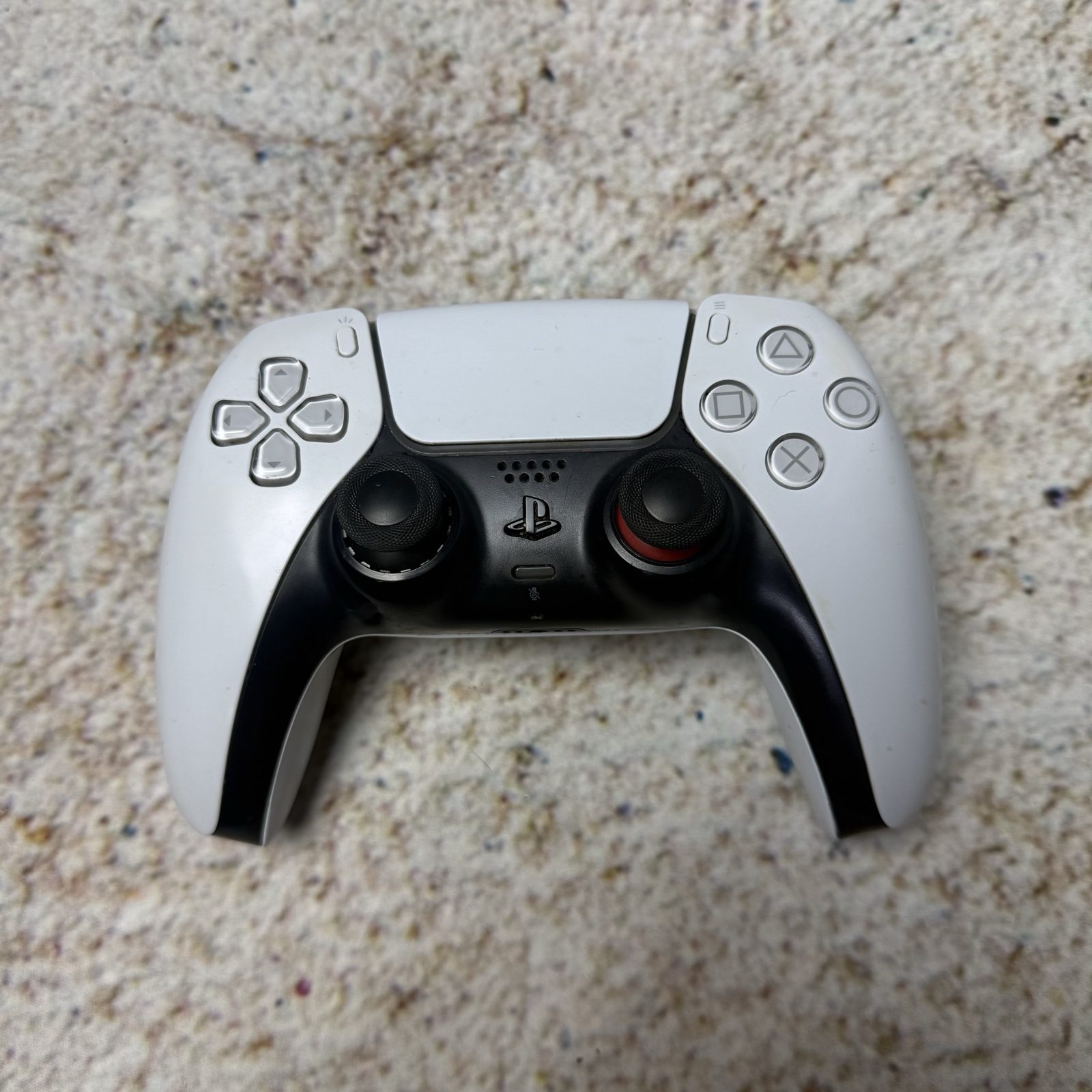 Sony PlayStation 5 Console with DualSense Controller White image 3