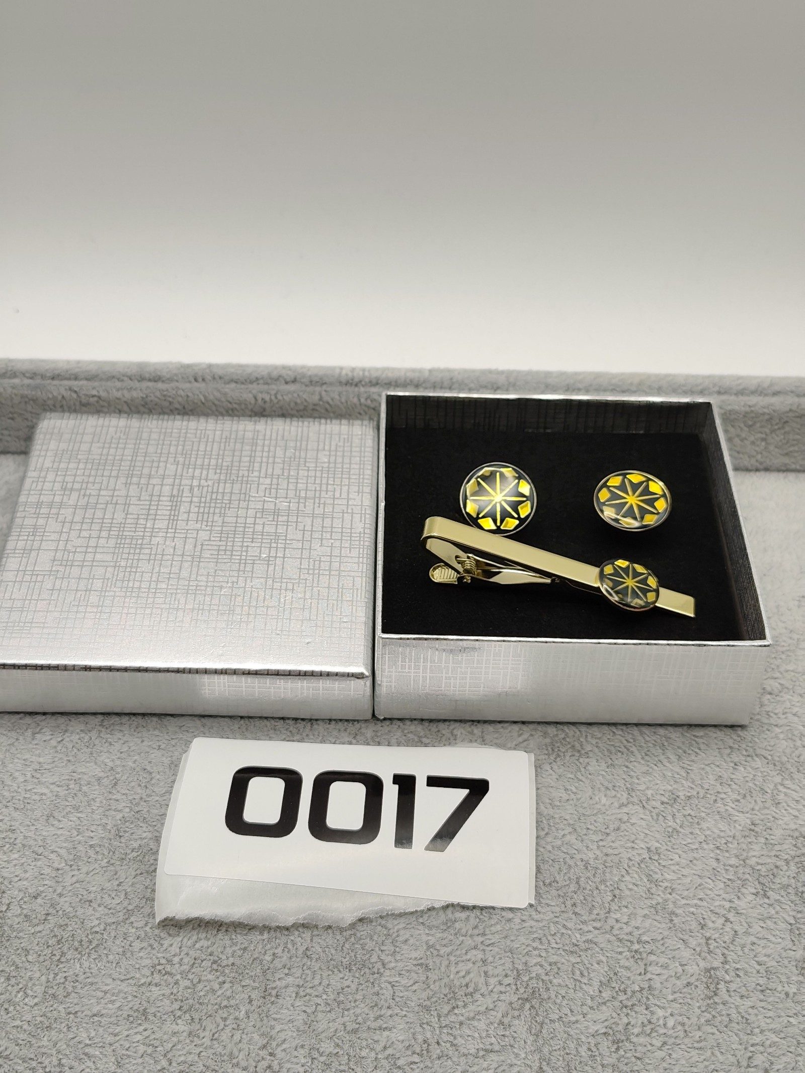 Gold Tone Yellow & Black Compass Design Tie Clip & Cufflinks Set