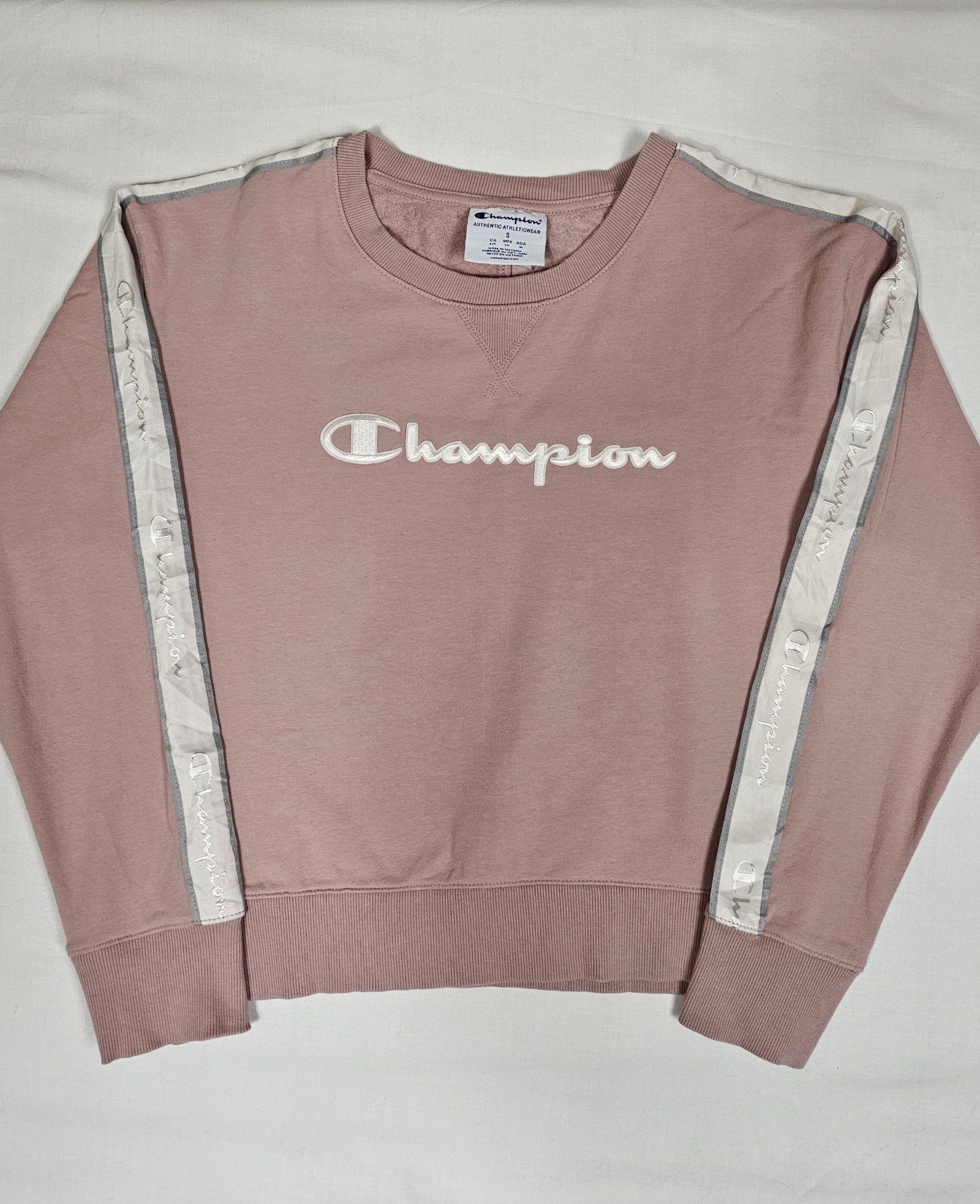 Champion Women's Pink Sweatshirt Size Small Embroidered Logo Tape Sleeve Jumper