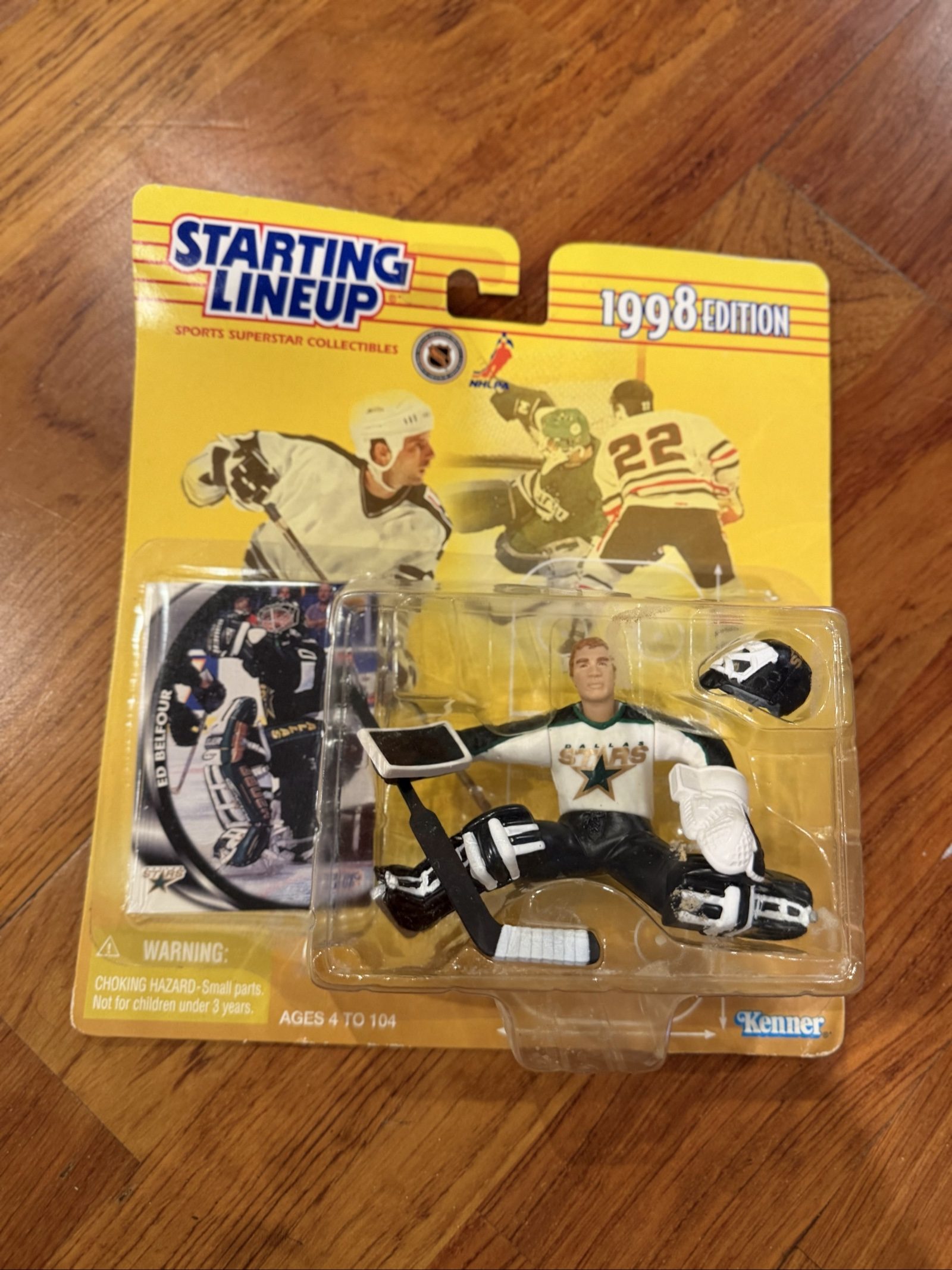 Kenner 1998 Edition Starting Lineup Dallas Stars Goalie Figure