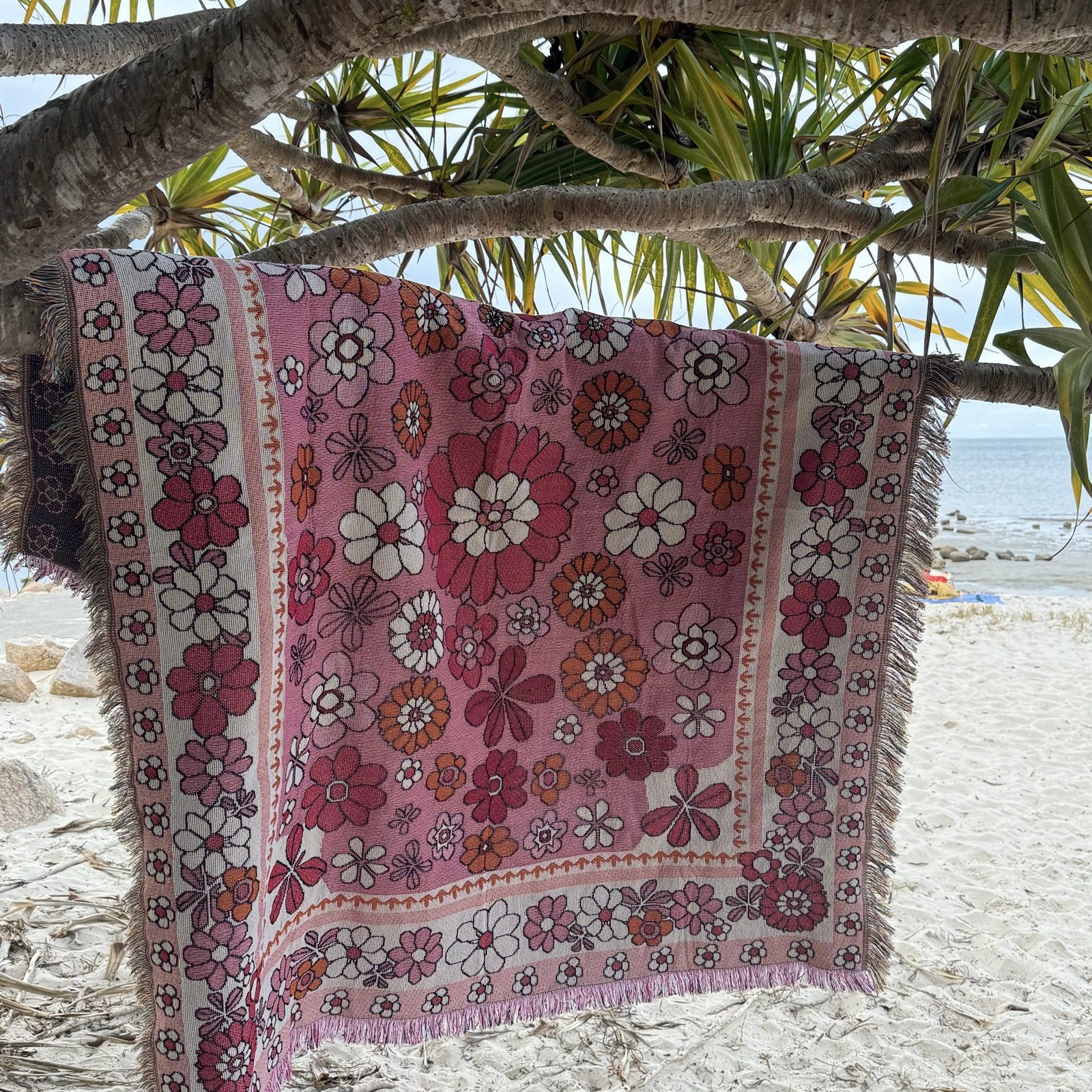 Retro 70s Daisy Floral Beach Blanket Vintage Boho Throw 130x160cm Coastal Picnic