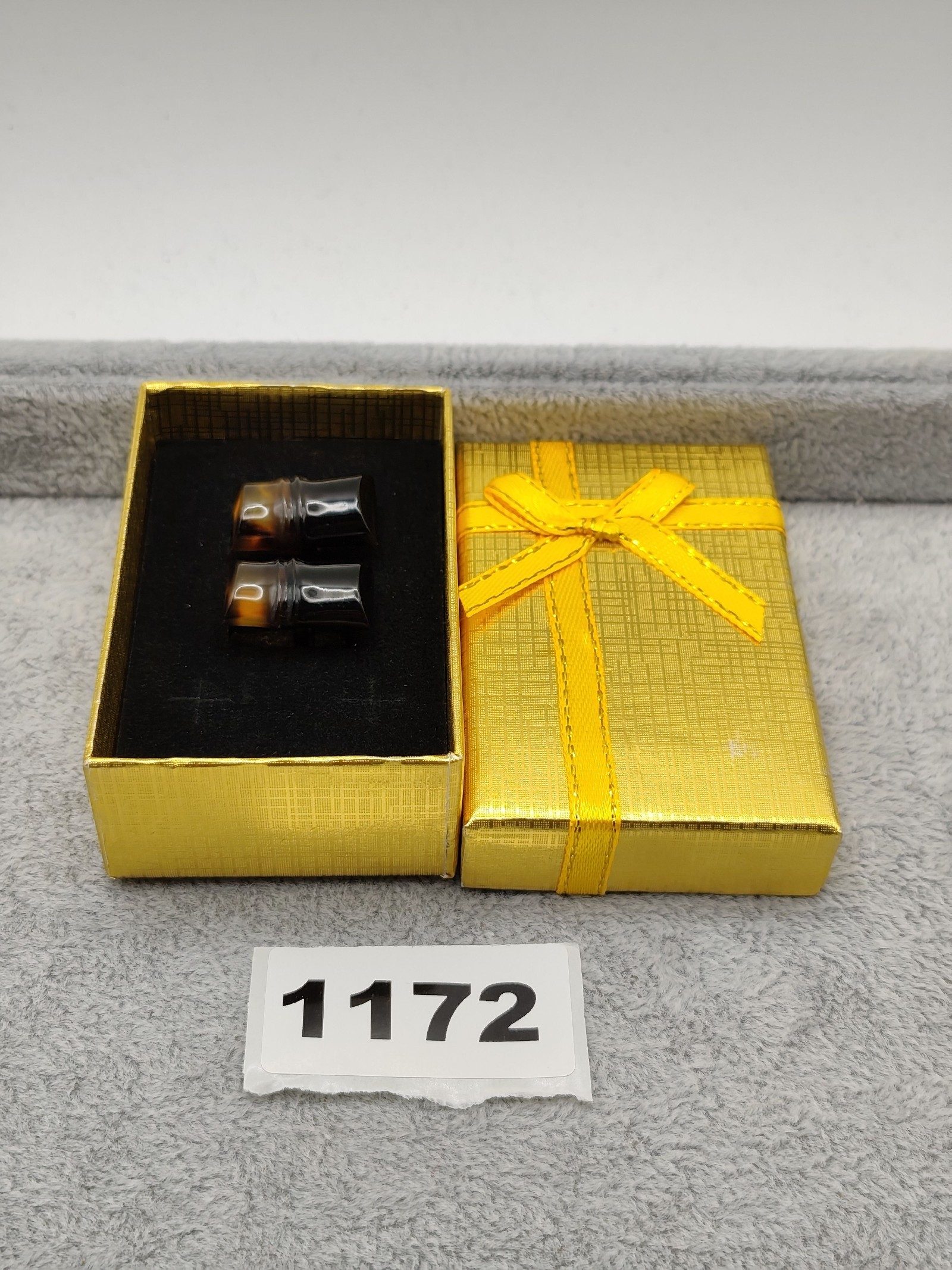 Tortoiseshell Patterned Rectangular Cufflinks with Silver Tone Backing