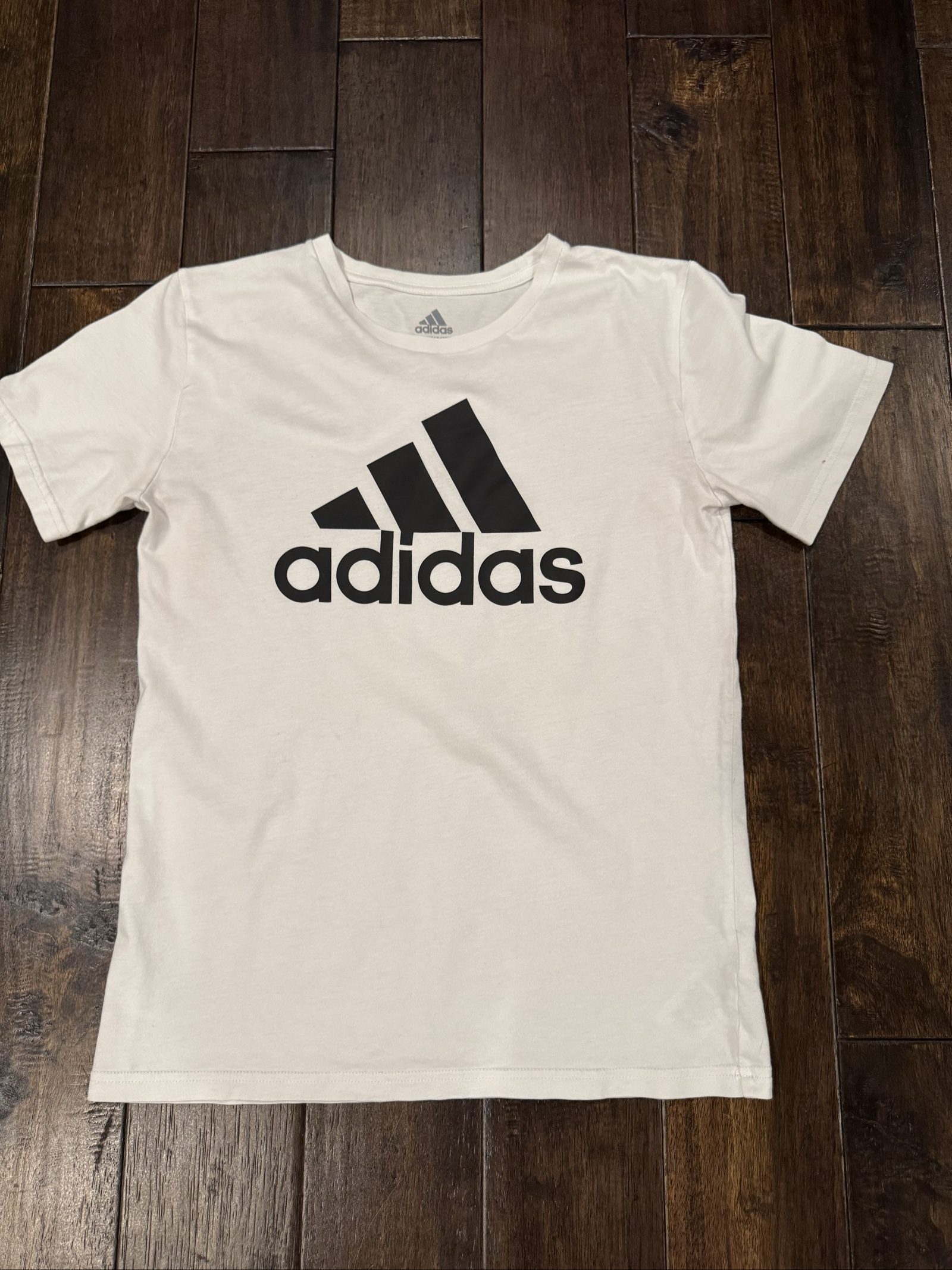 Boy’s Adidas T-Shirt - White - Medium (10/12)
