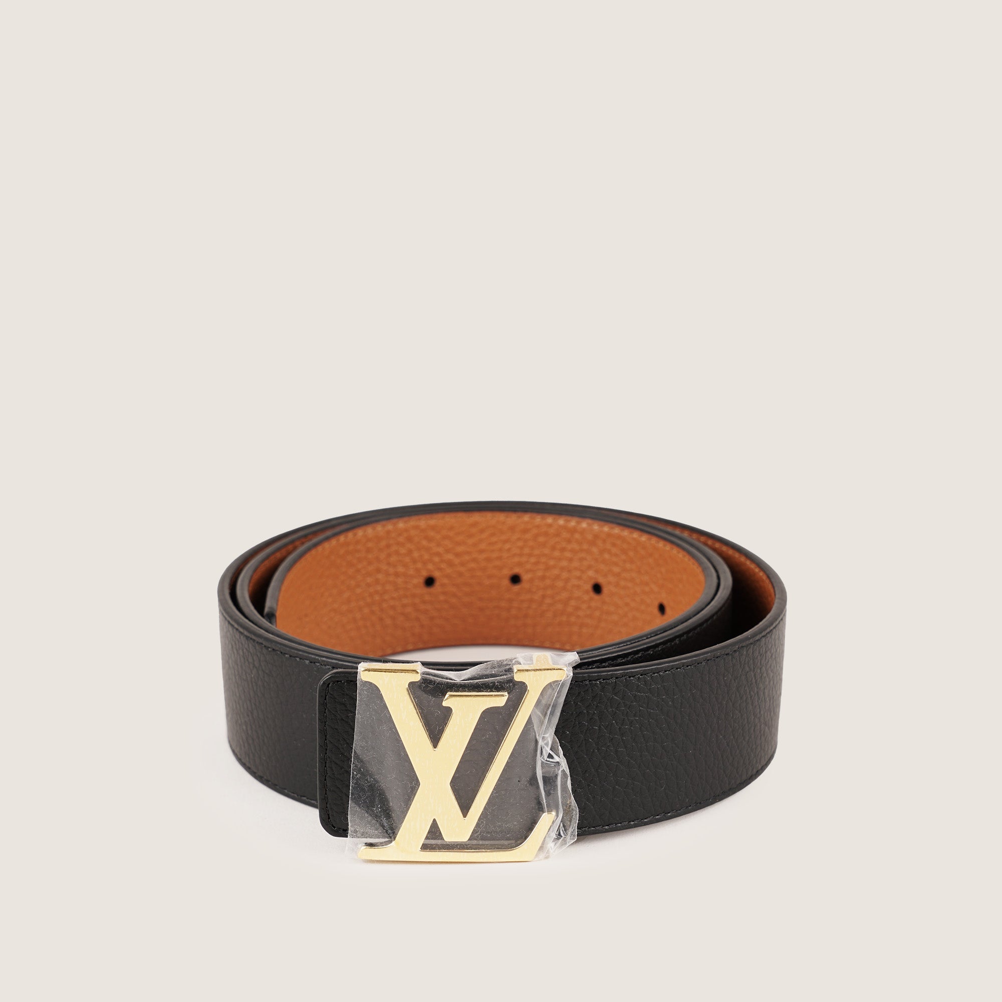 LOUIS VUITTON LV Initials 40mm Reversible Belt 100 - Wholesale boutique from Affordable Luxury, Sweden