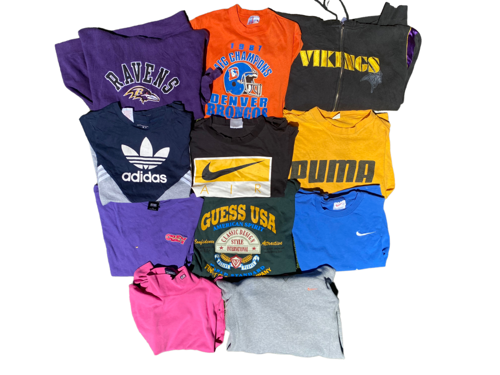 11-PIECE PREMIUM BRANDED TEENS AND KIDS PRO-SPORTS HOODIES AND SWEATERS - Wholesale retro from AMERVINTAGE CLOTHING CO, Australia