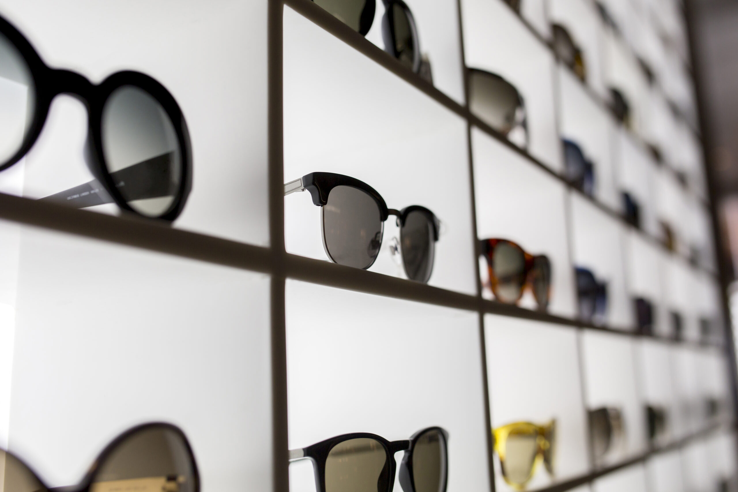 Sun Glasses Display - Wholesale beauty from AP Italian Luxury, Italy