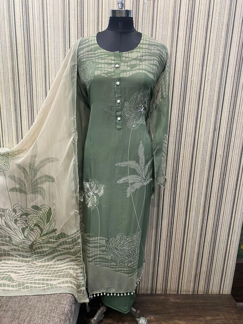 UNSTITCHED 3-PIECE ORGANZA SUIT - Wholesale designer from Arihant Fashion, India