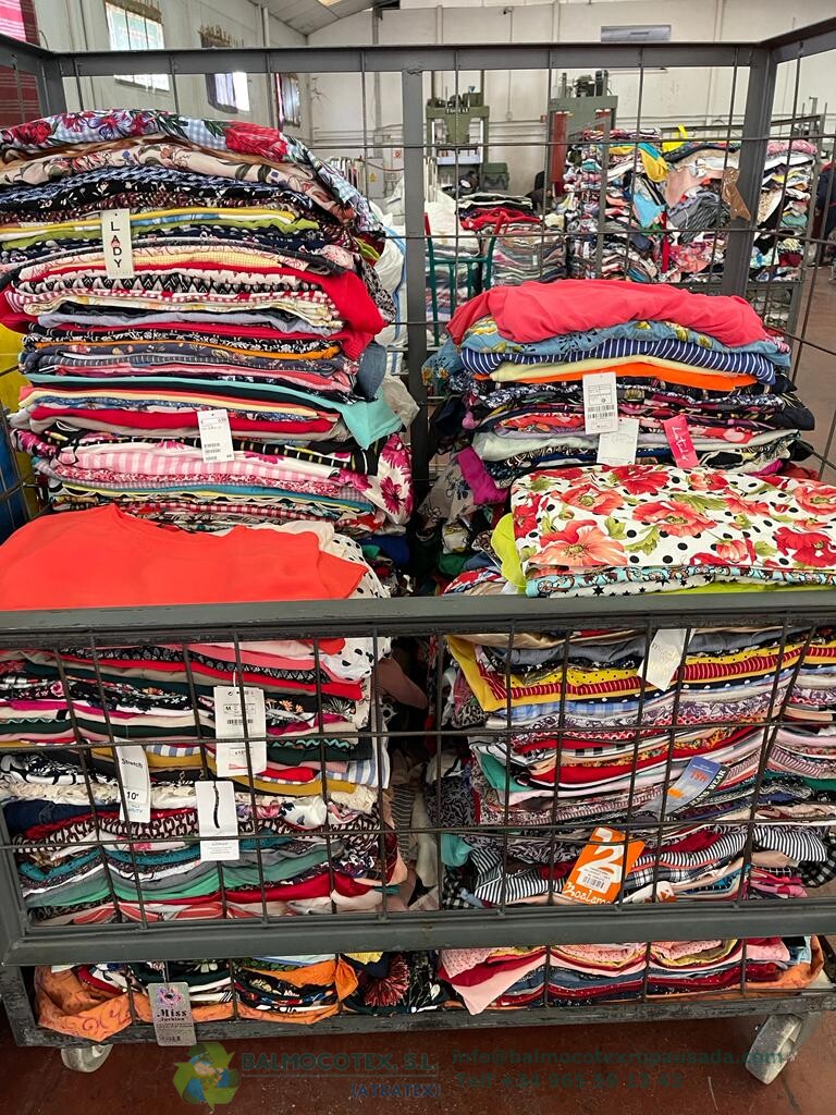 Quality Grade B Used Clothing - Wholesale budget from Balmocotex Ropa usada, Spain