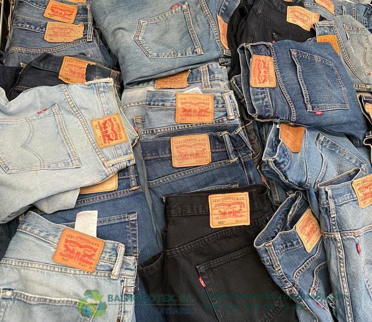 Ropa caballero usada primera calidad - Wholesale accessories from Balmocotex, Spain